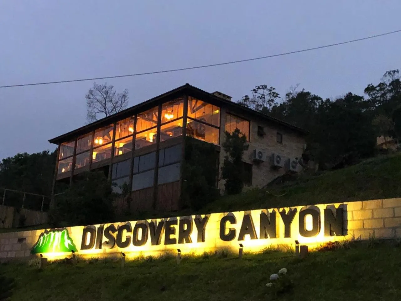 Property building in Discovery Canyon