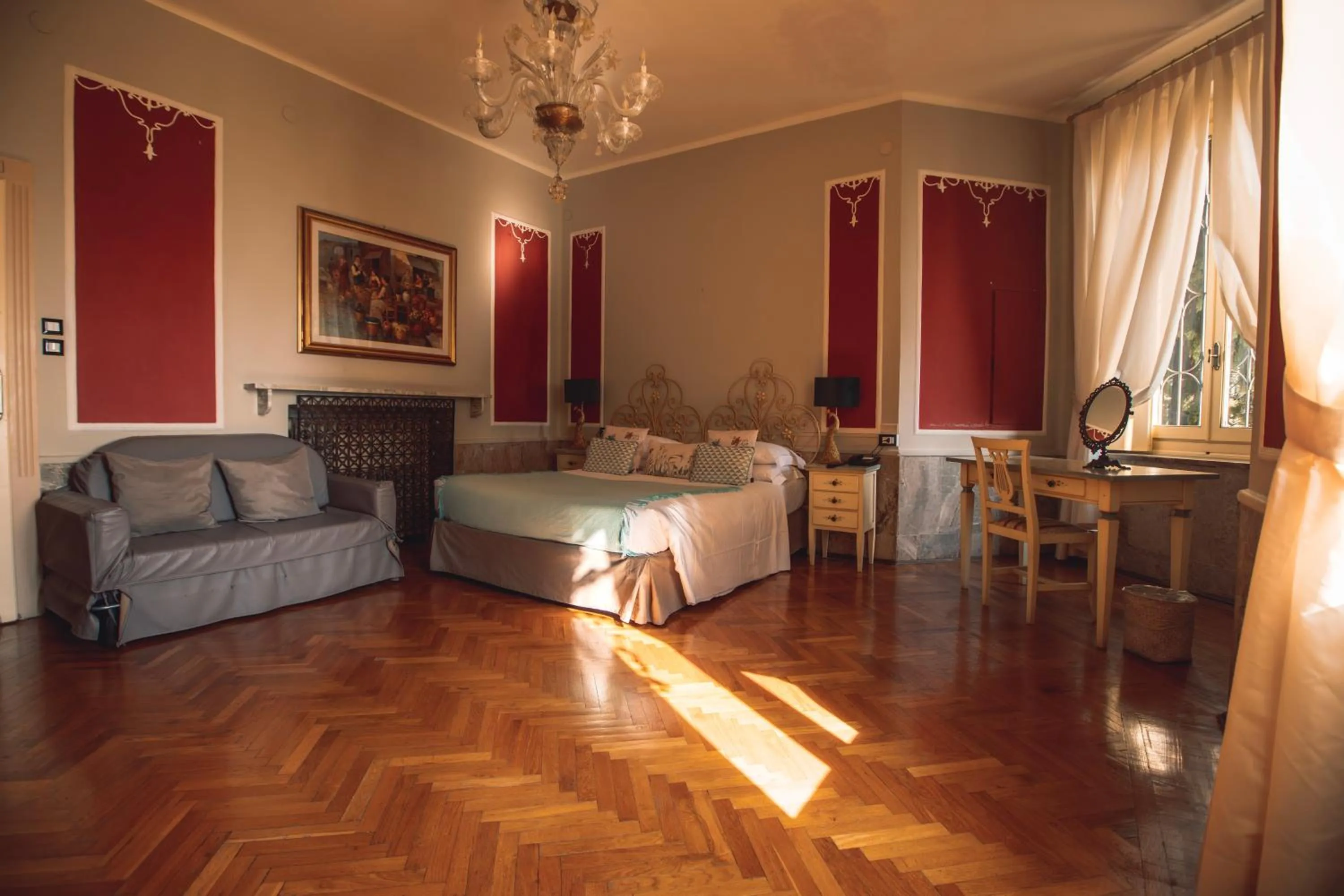 Bedroom in Villa Mimosa au Lac - Estella Hotels Italia