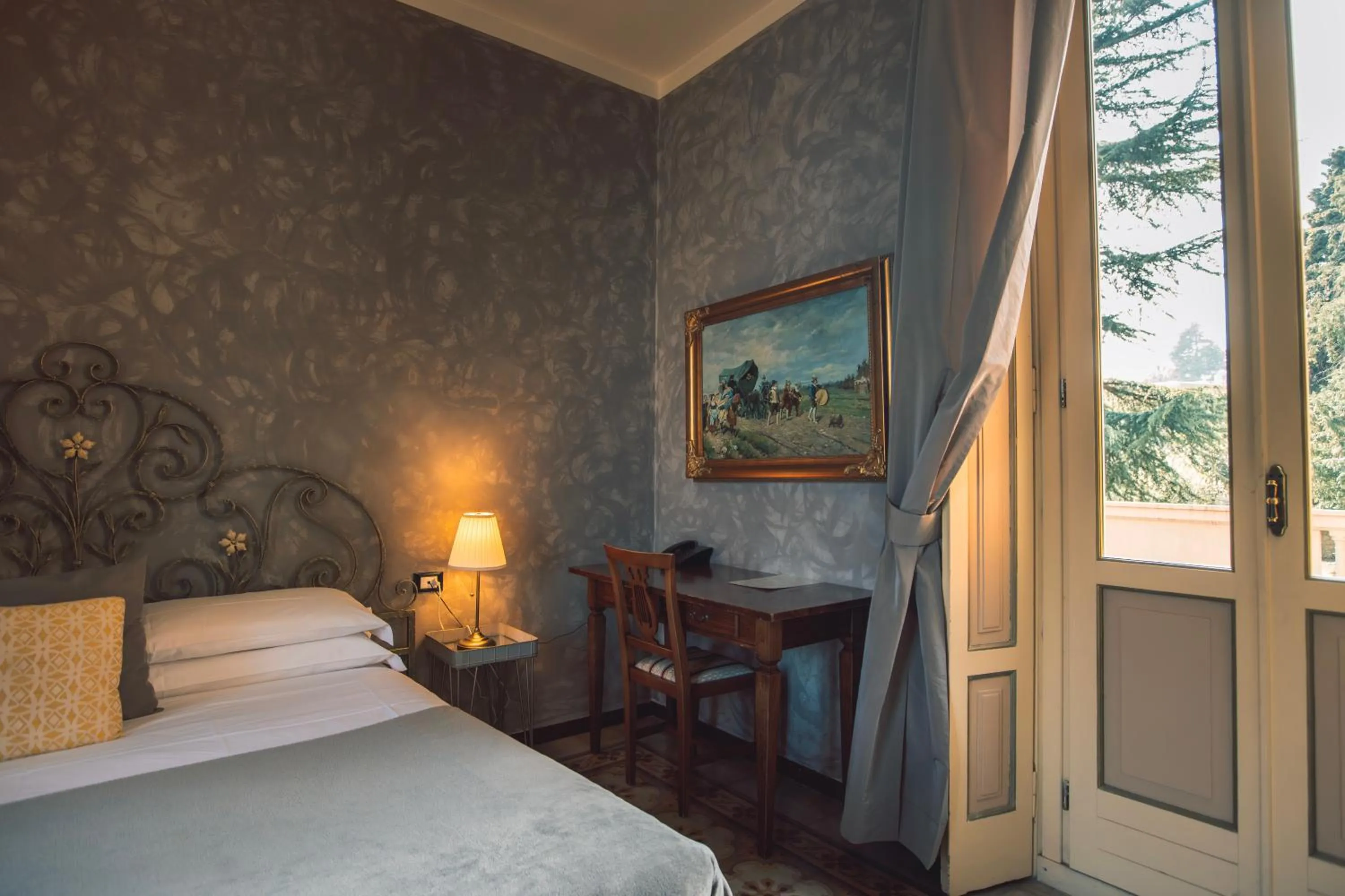 Bedroom, Bed in Villa Mimosa au Lac - Estella Hotels Italia