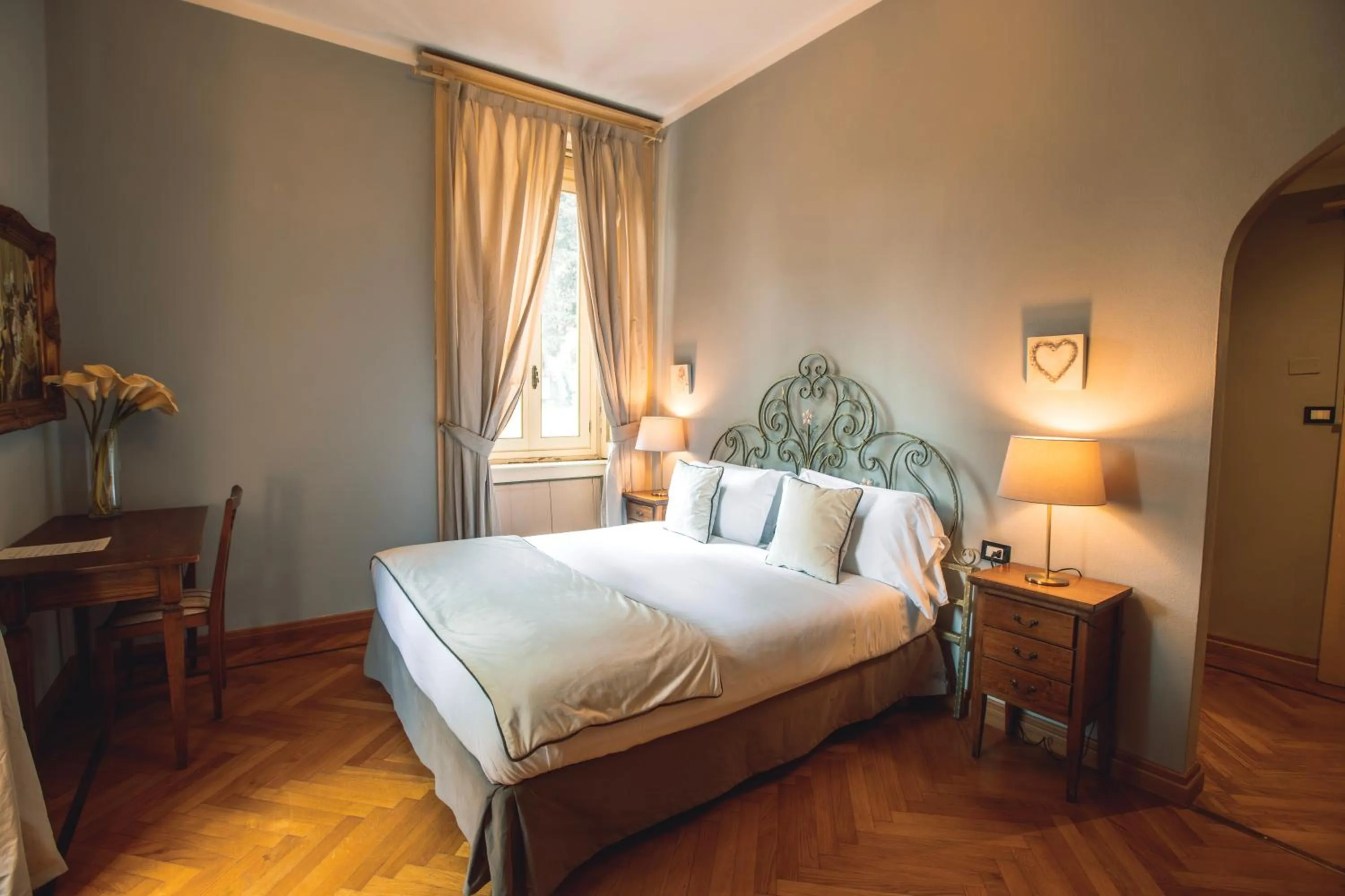 Photo of the whole room, Bed in Villa Mimosa au Lac - Estella Hotels Italia