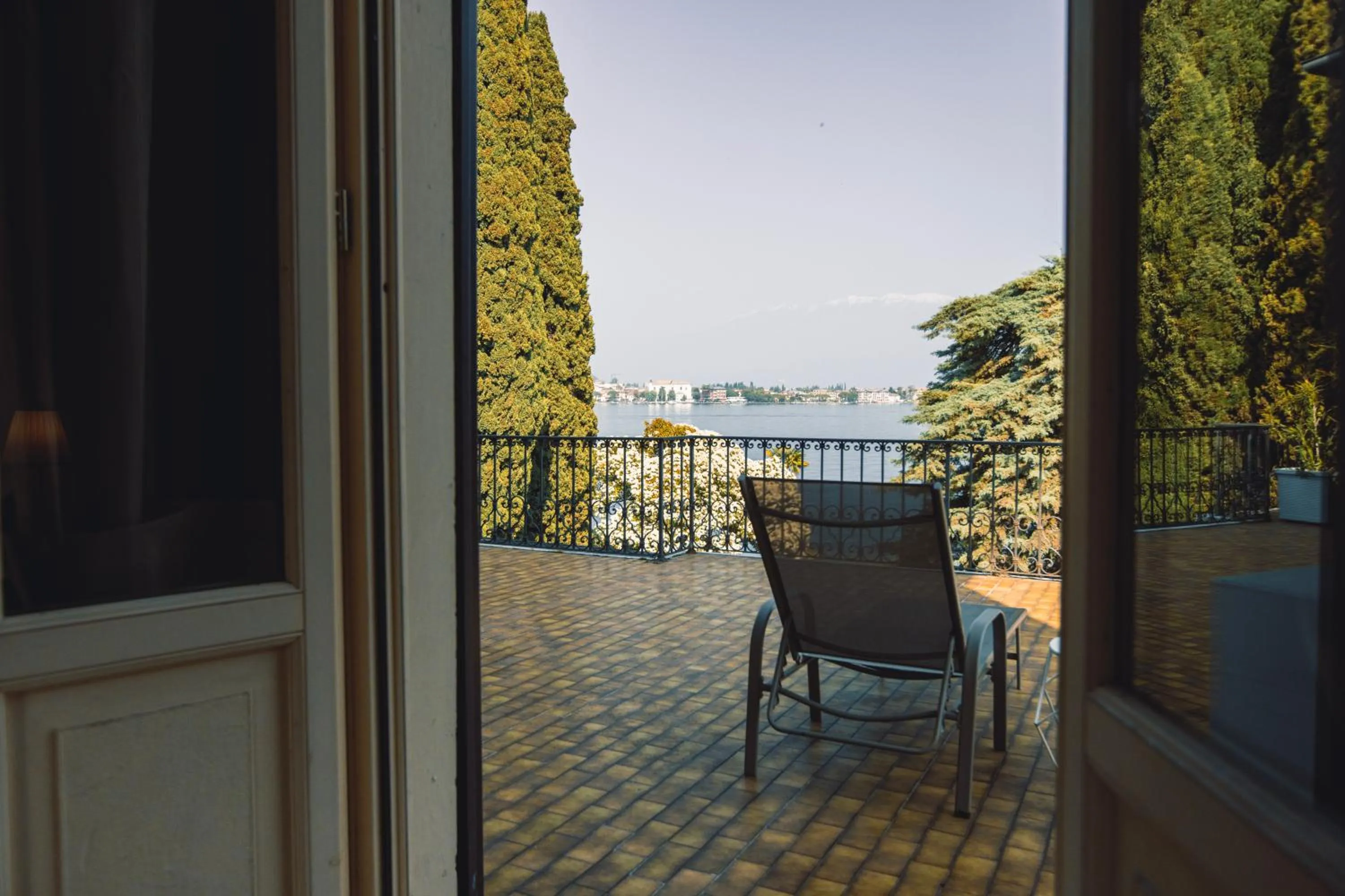 Balcony/Terrace in Villa Mimosa au Lac - Estella Hotels Italia