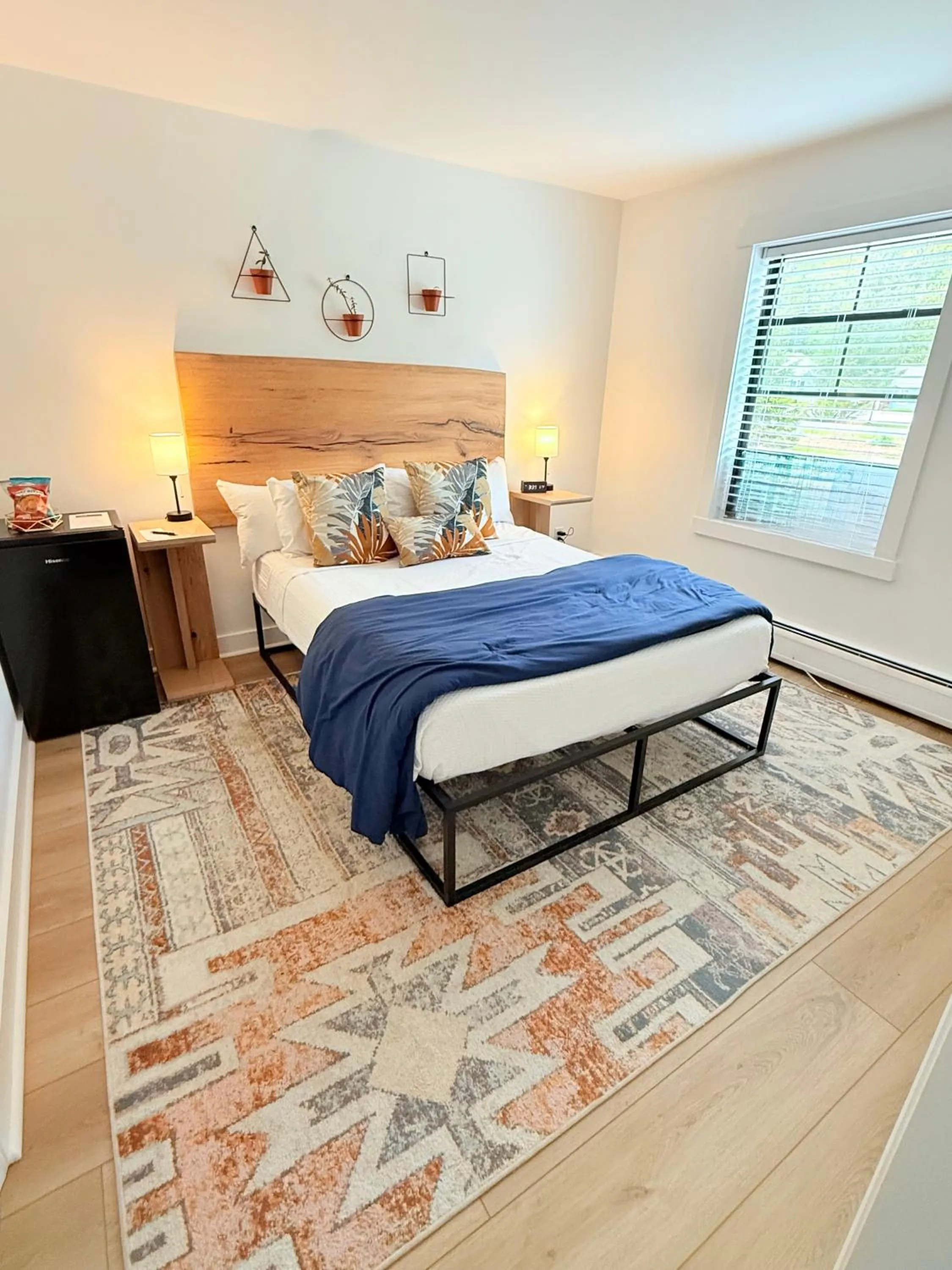 Bed in Farm Road Estate