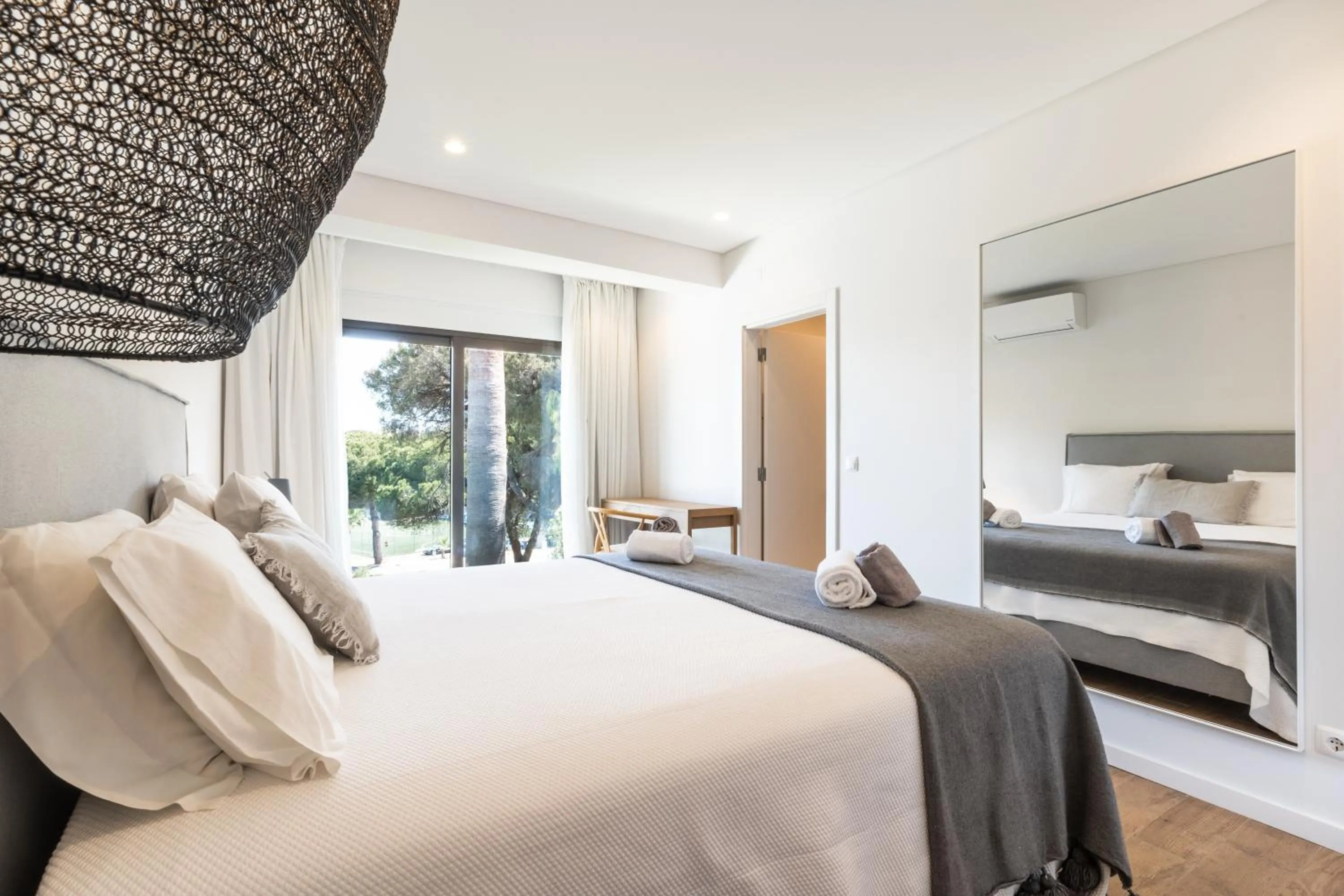 Bed in Vila Hibisco by Garvetur