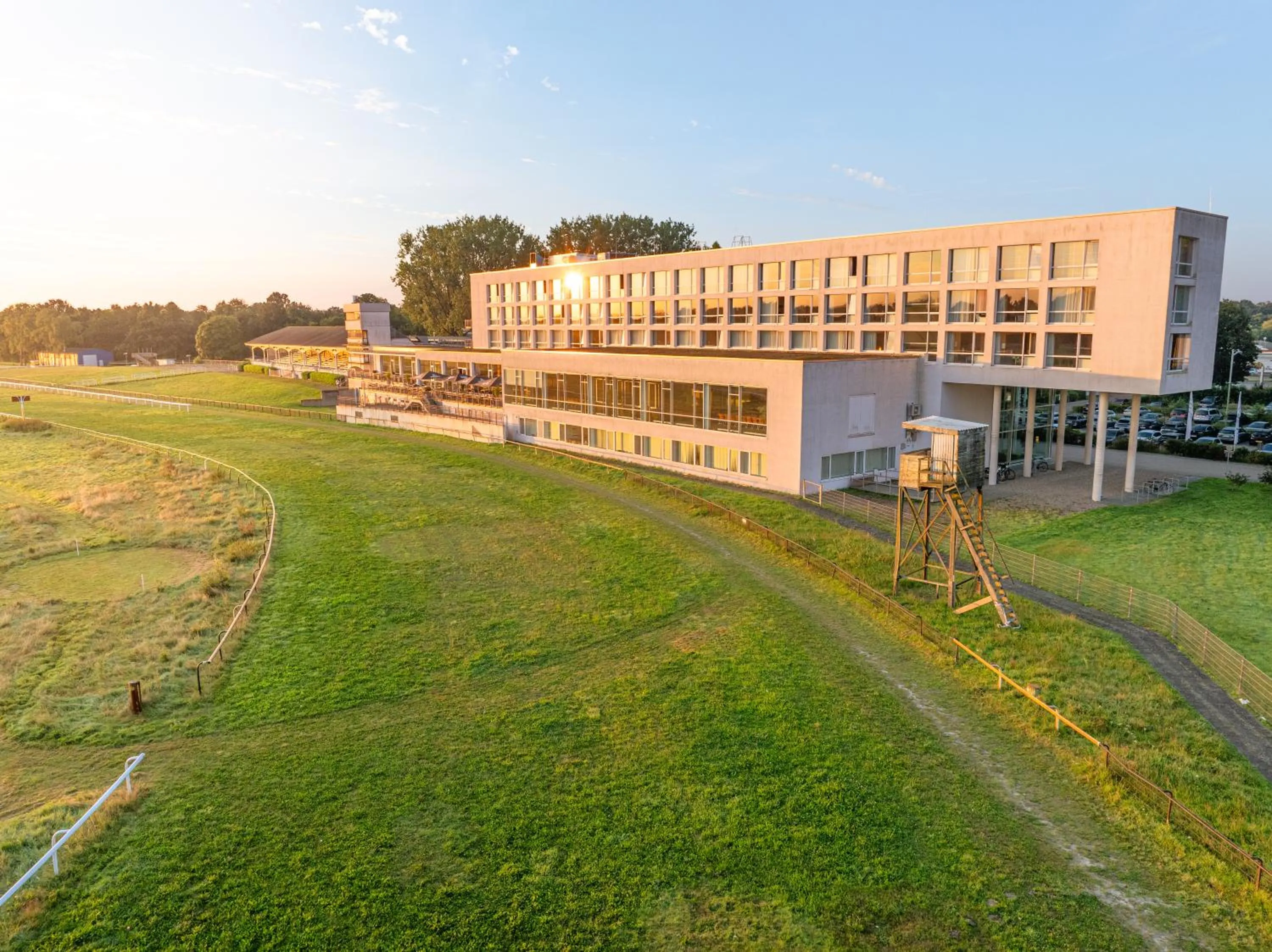 Property building in ATLANTIC Hotel Galopprennbahn