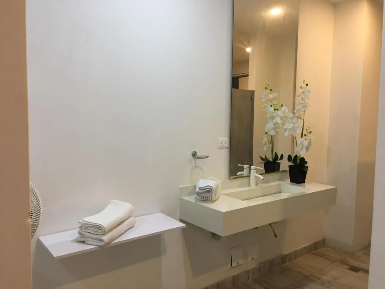 Decorative detail in Arte Hotel