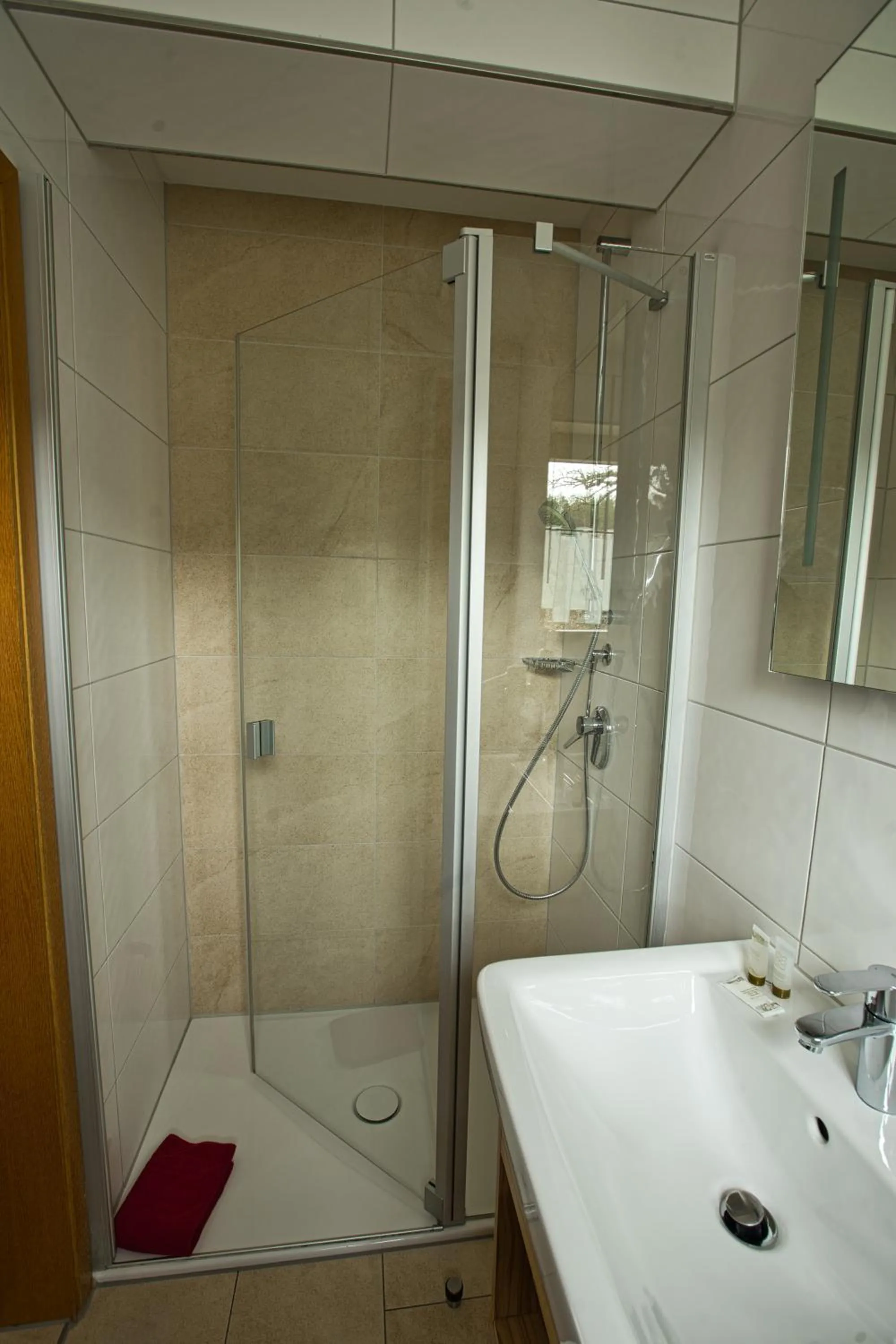 Shower in Altes Kurhaus Landhotel