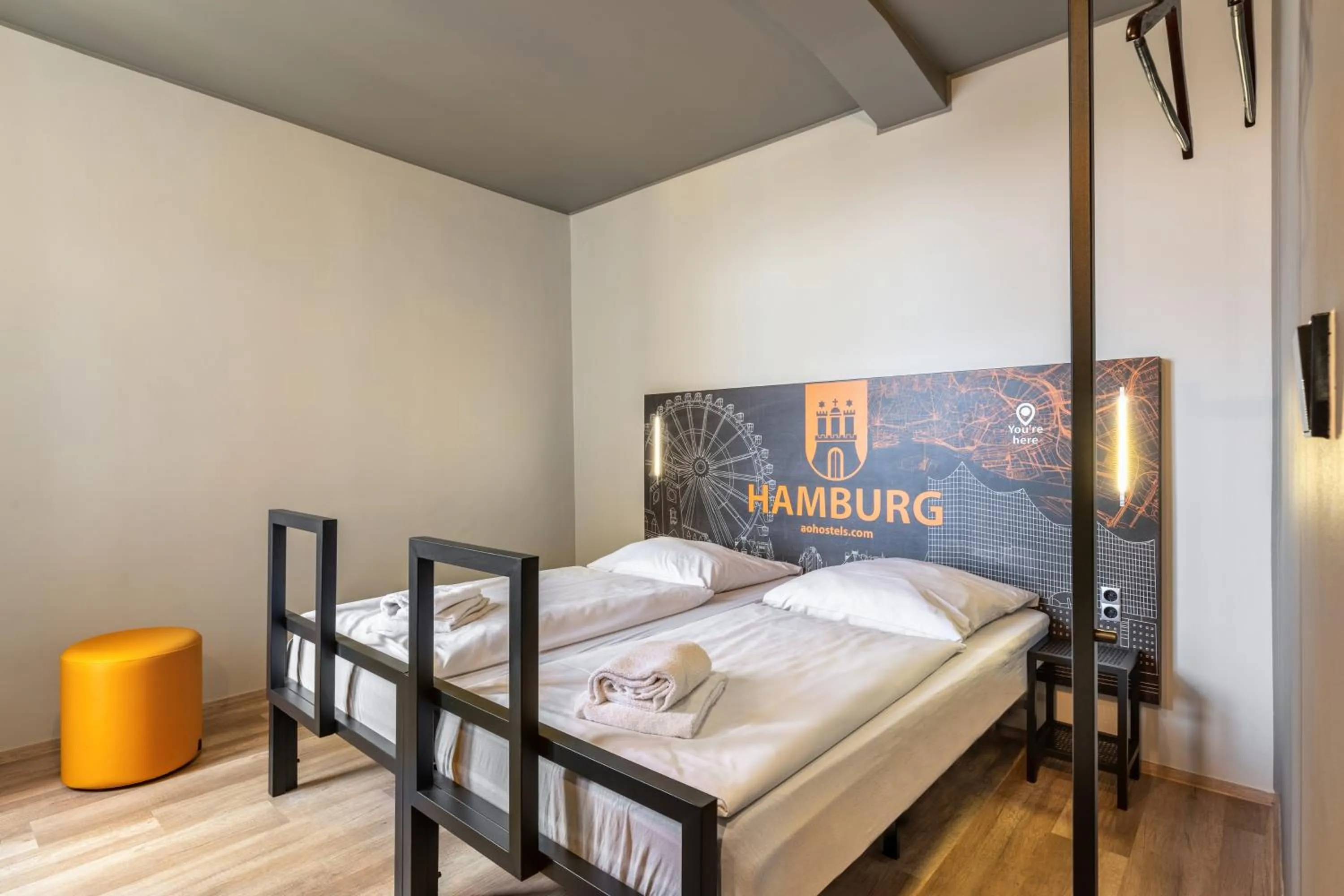 Bed in a&o Hamburg Hauptbahnhof