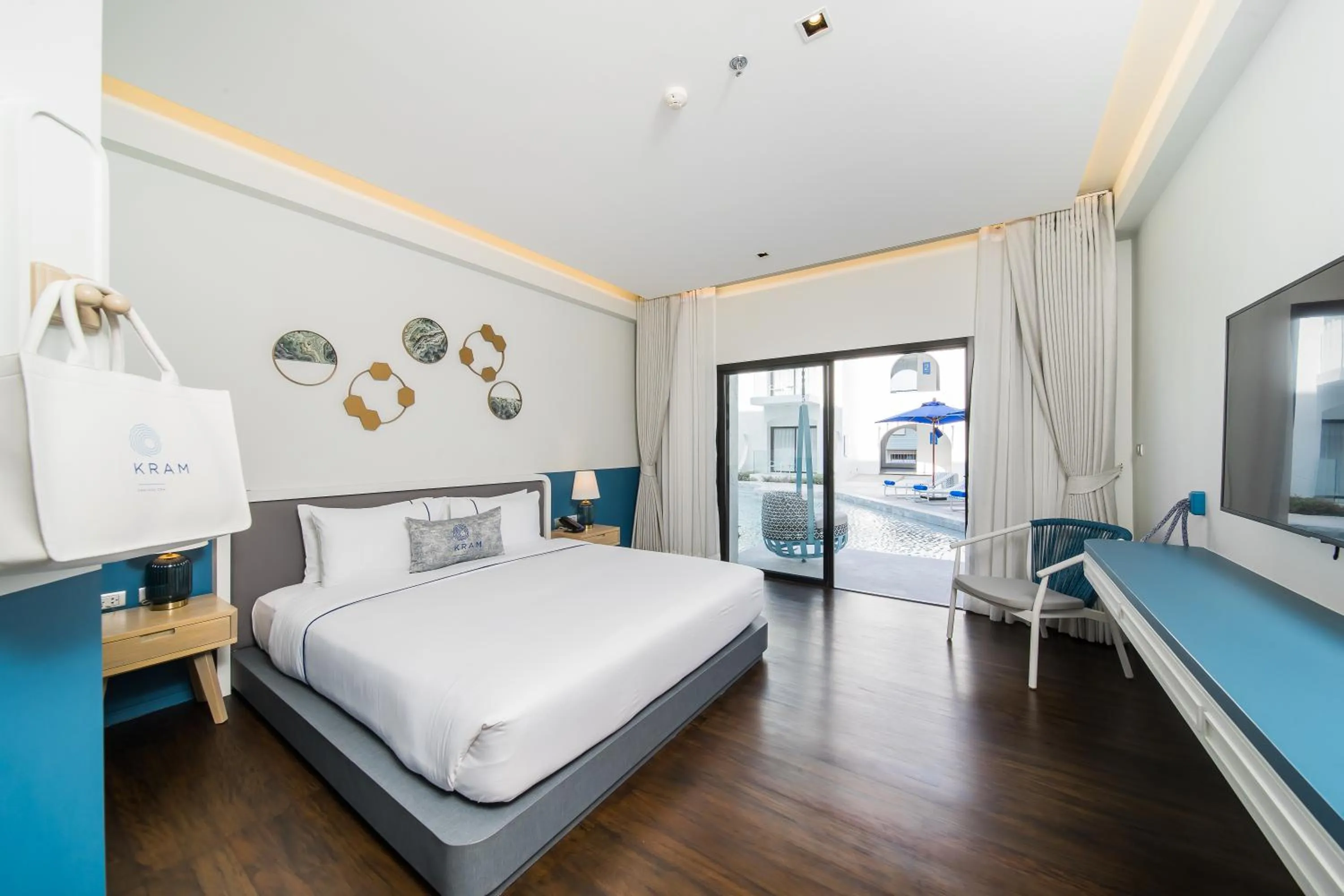 Living room, Bed in Kram Pattaya