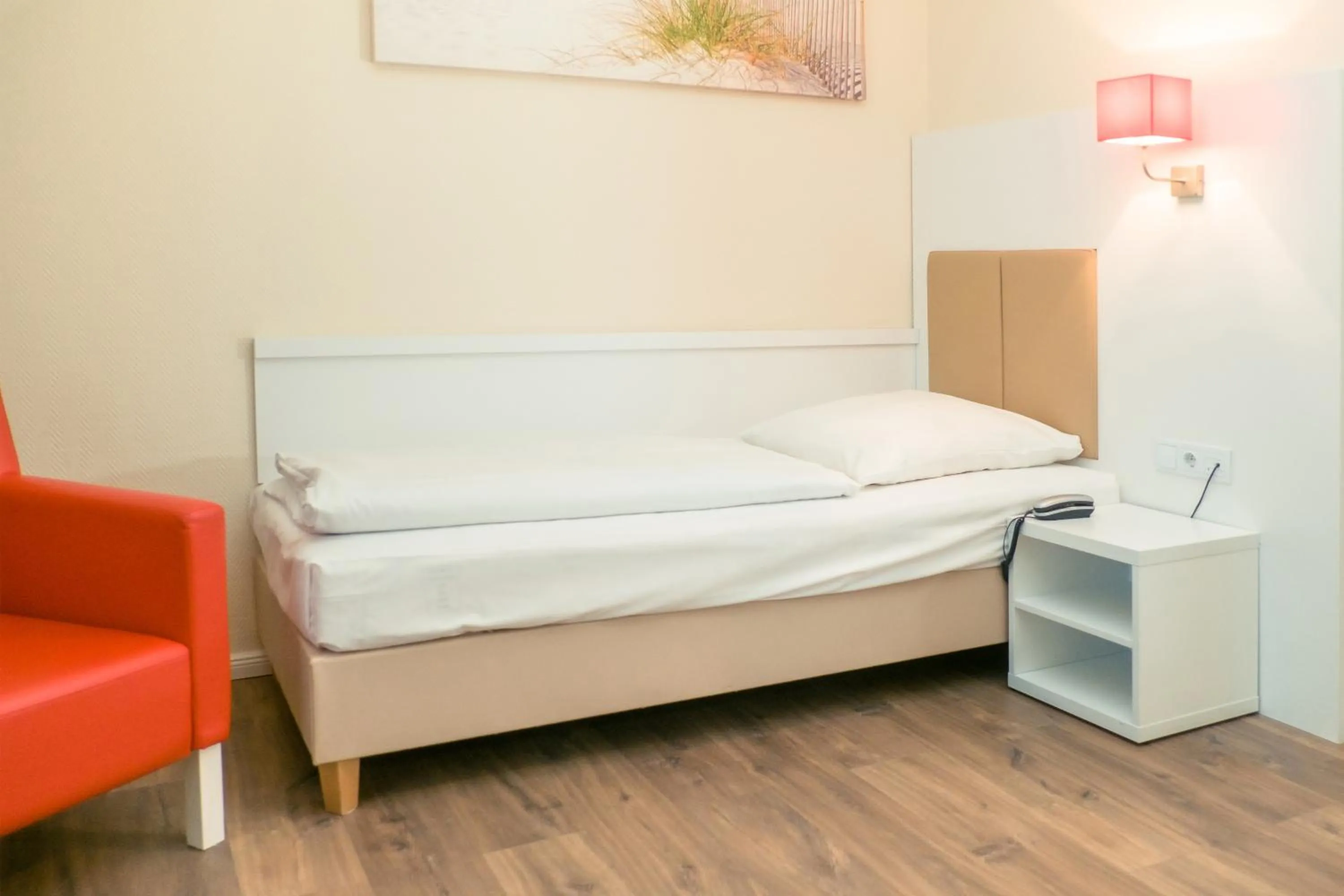 Bed in Hotel Stuttgart Sindelfingen City by Tulip Inn