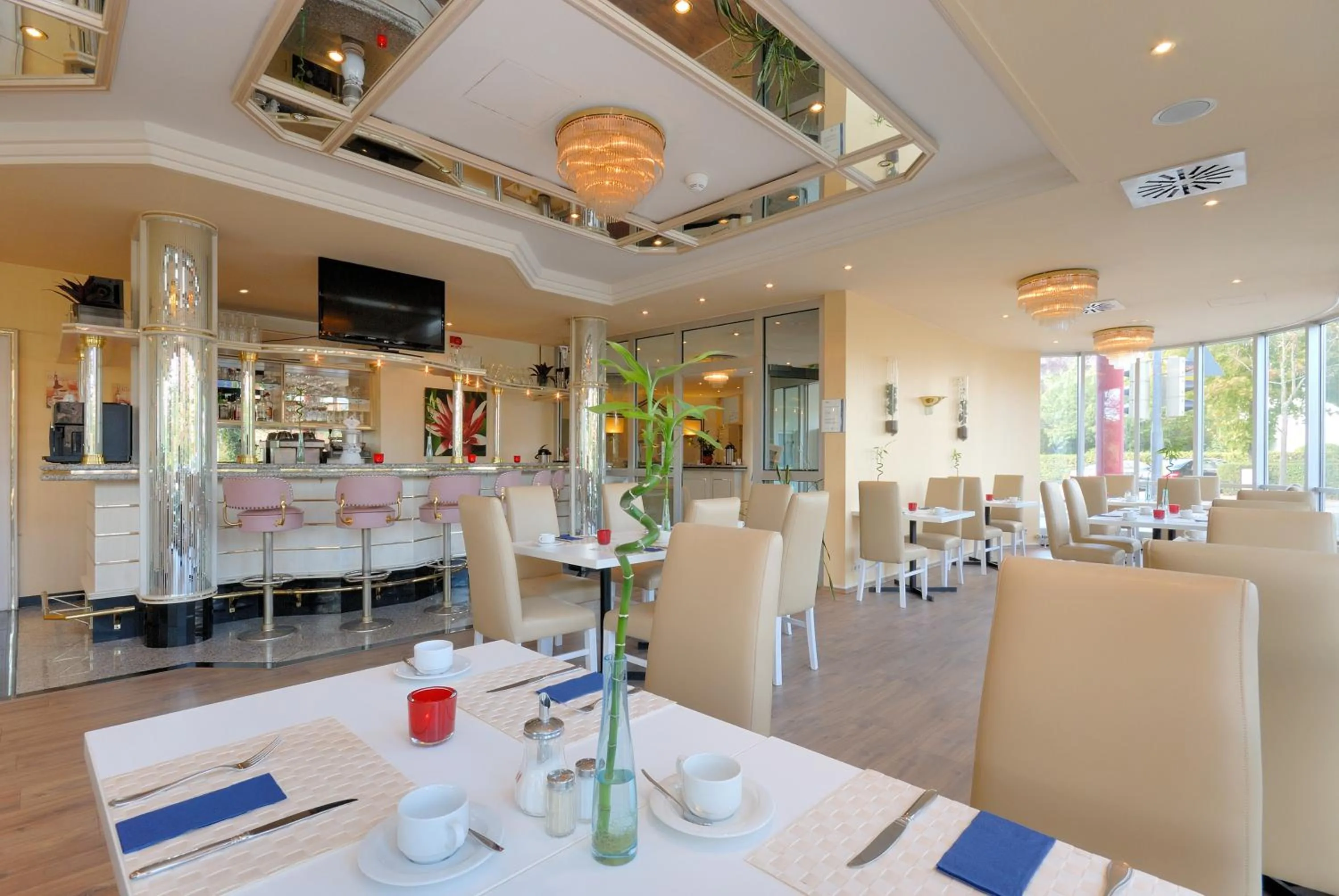 Restaurant/places to eat in Hotel Stuttgart Sindelfingen City by Tulip Inn