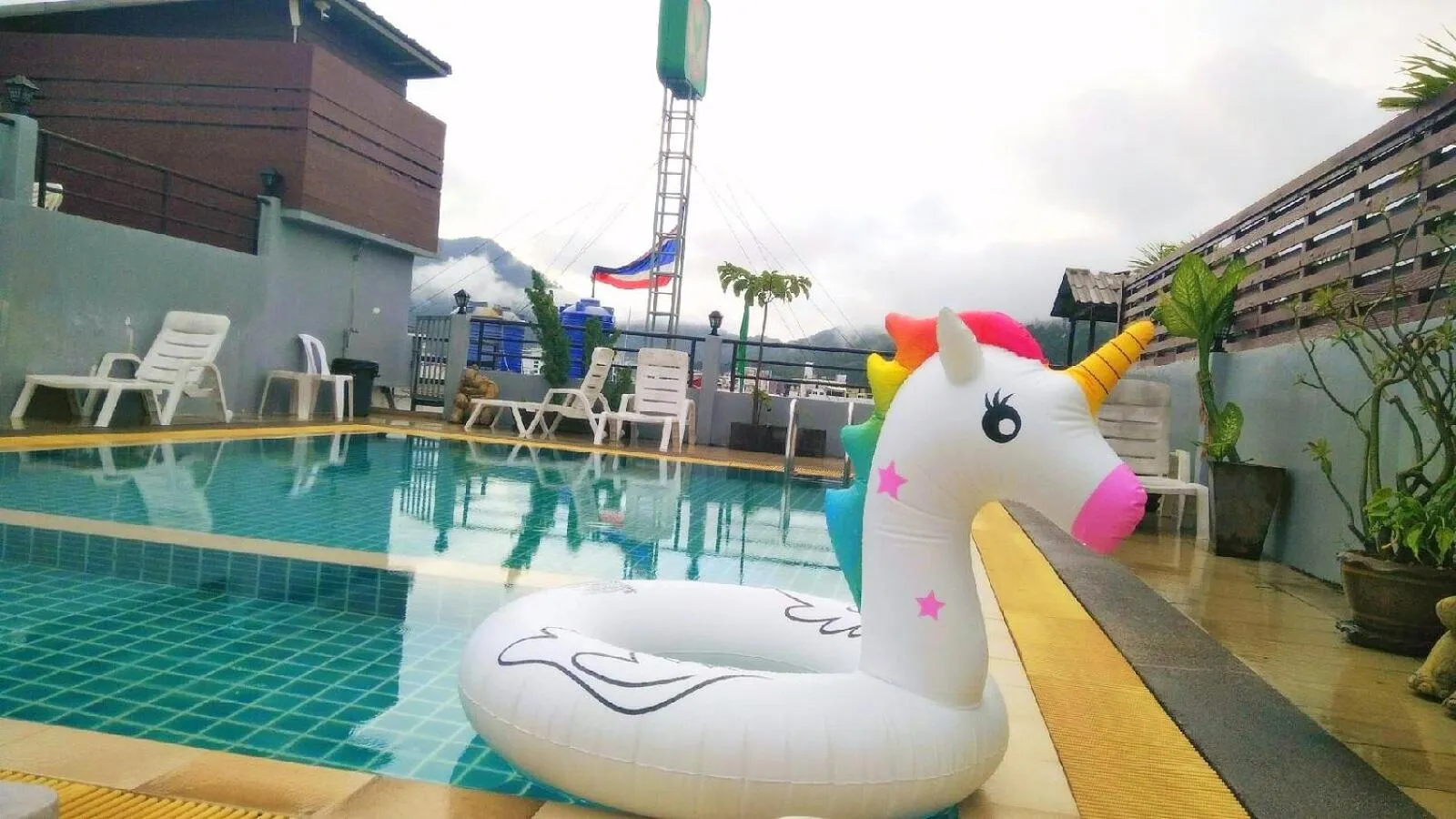 Swimming pool in Garden Phuket Hotel