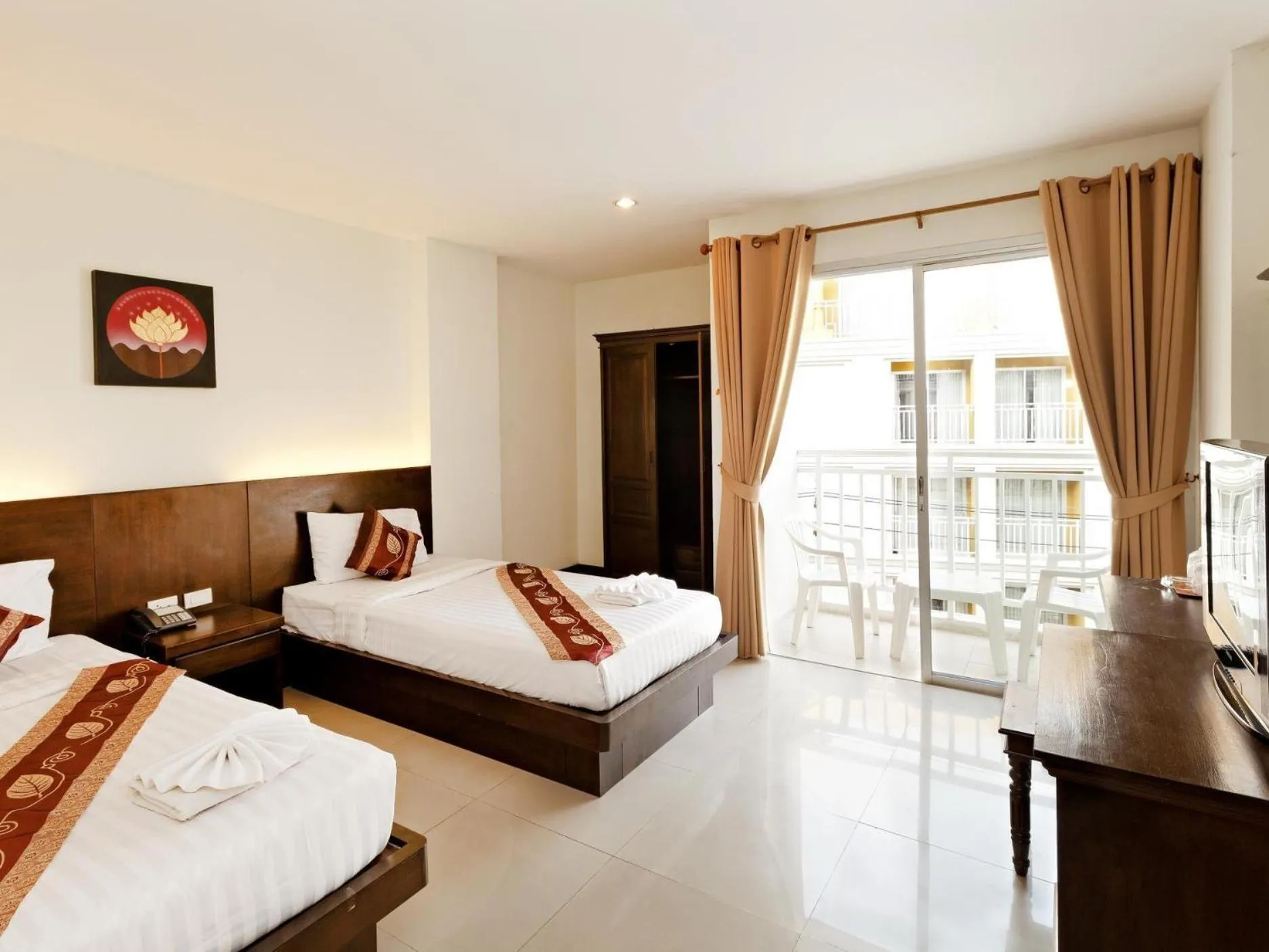 Photo of the whole room, Bed in Garden Phuket Hotel