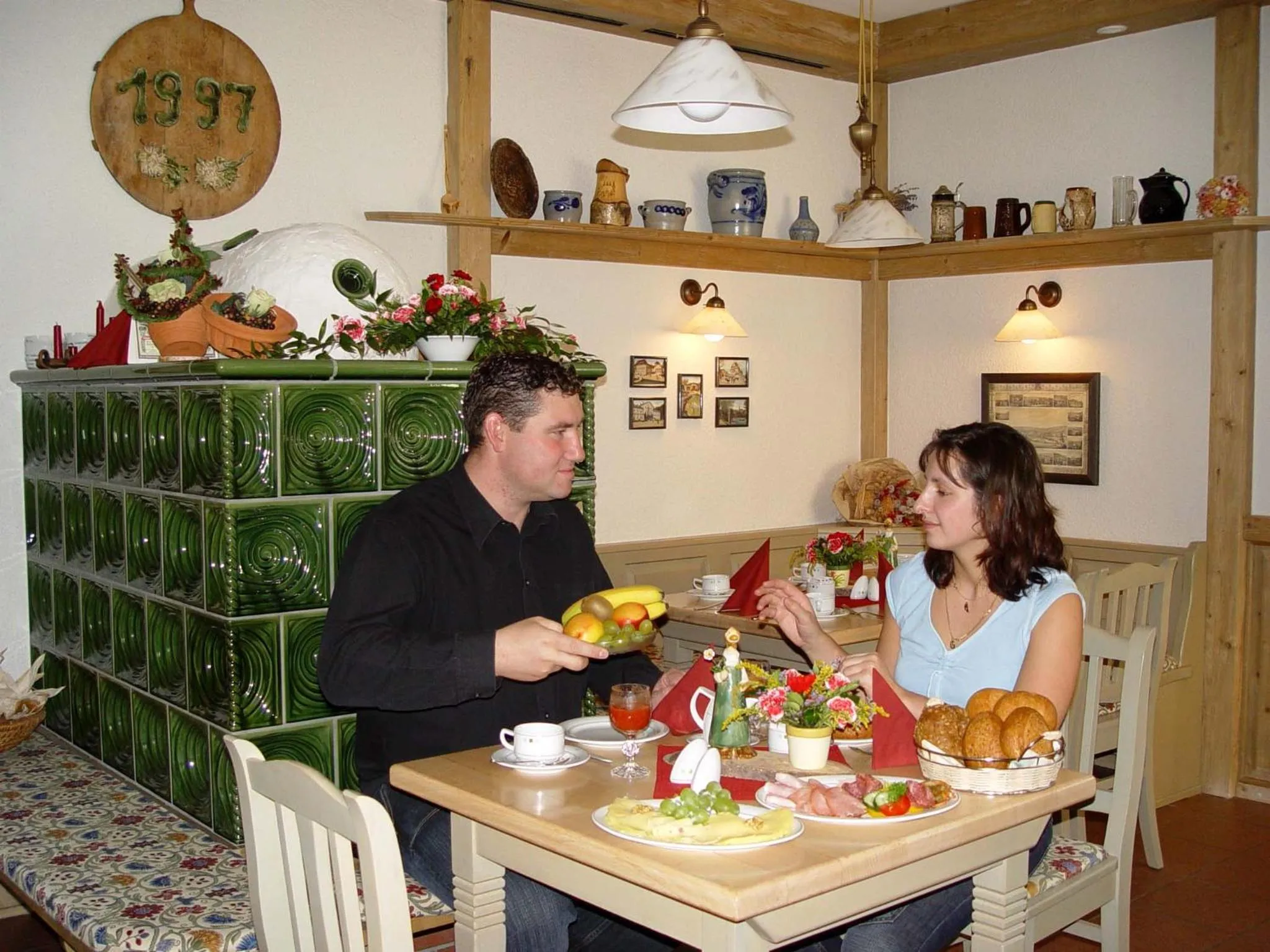 Restaurant/places to eat in Parkhotel Helene