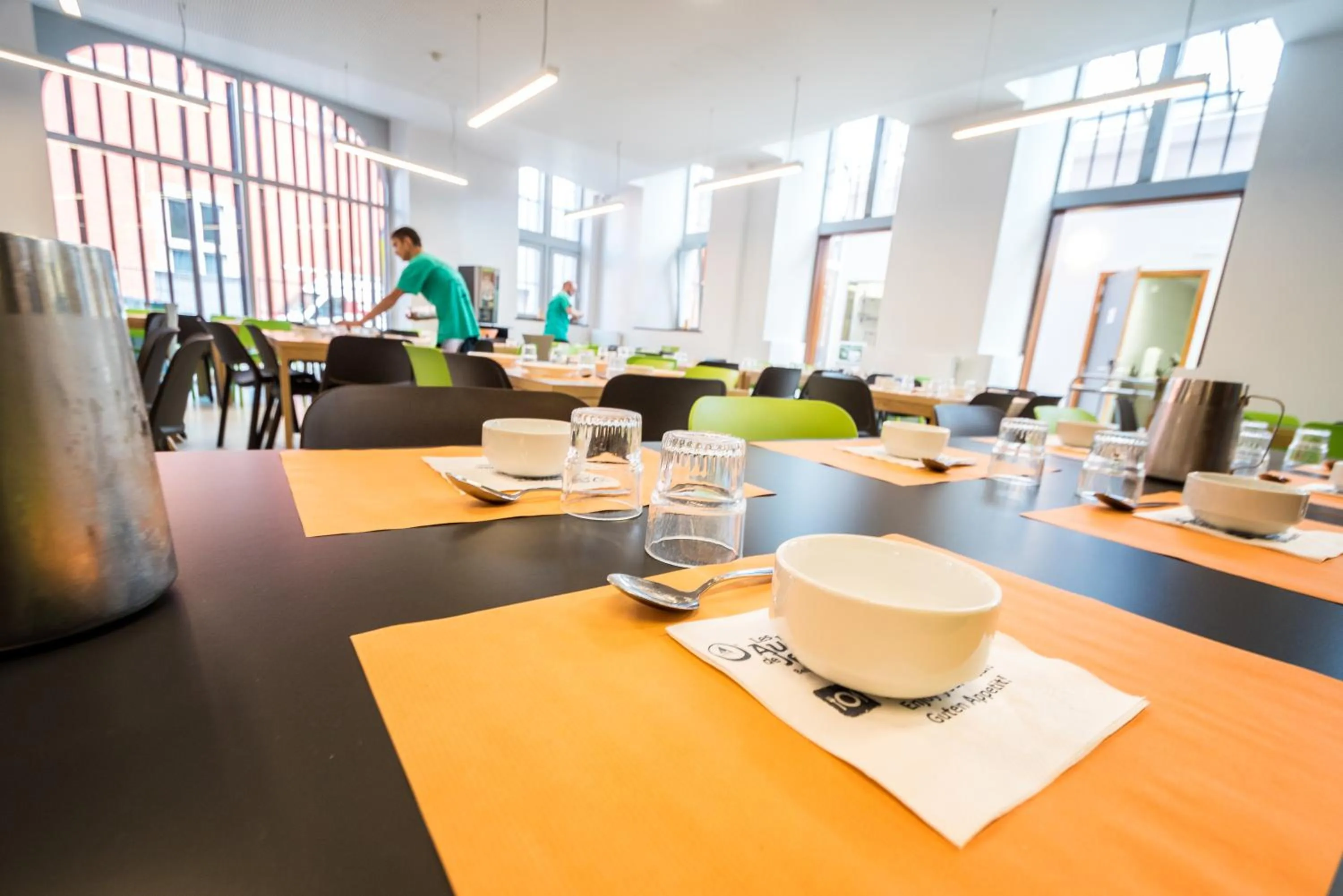 Restaurant/places to eat in Liège Youth Hostel