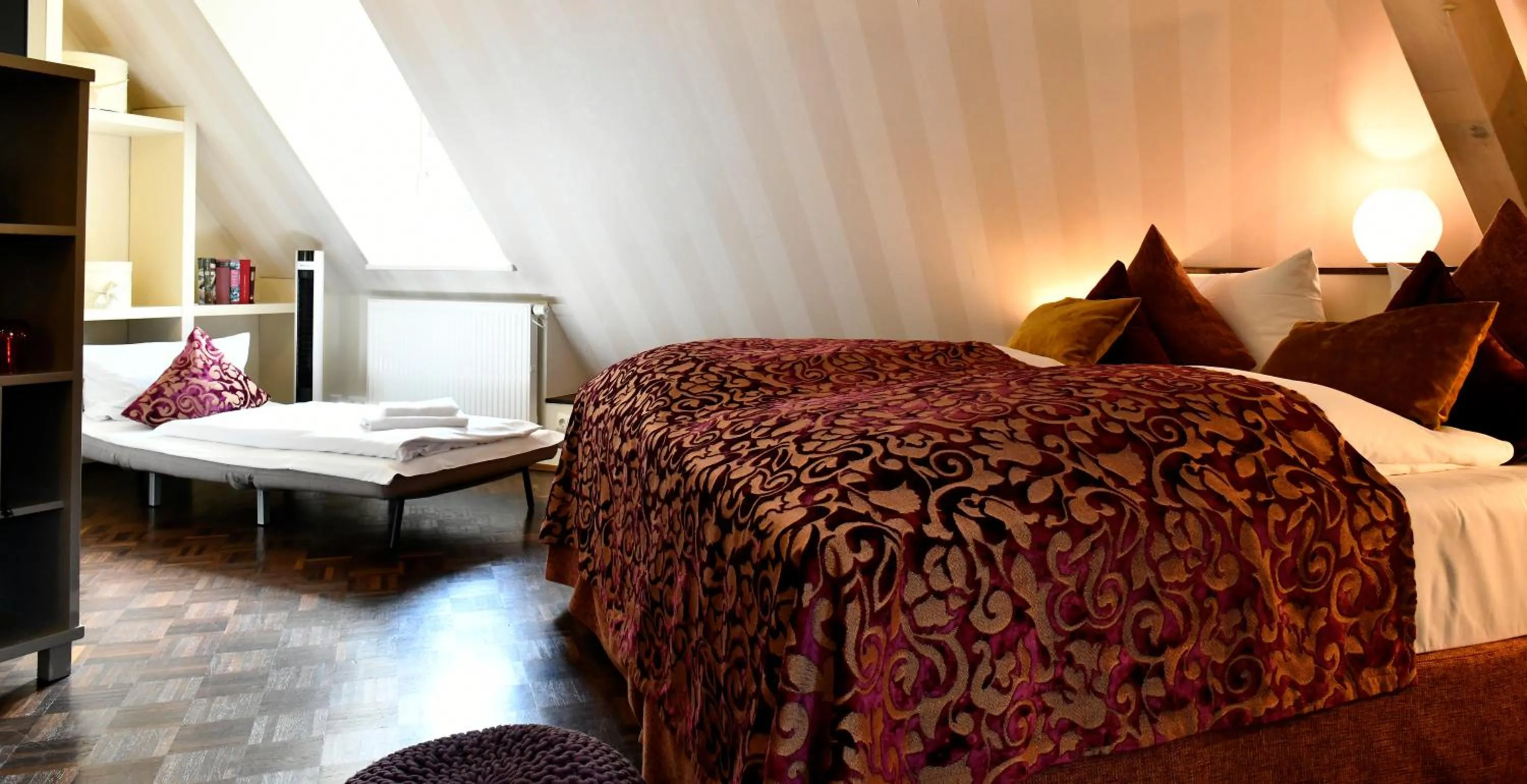 Bed in Villa Mittermeier, Hotellerie & Restaurant