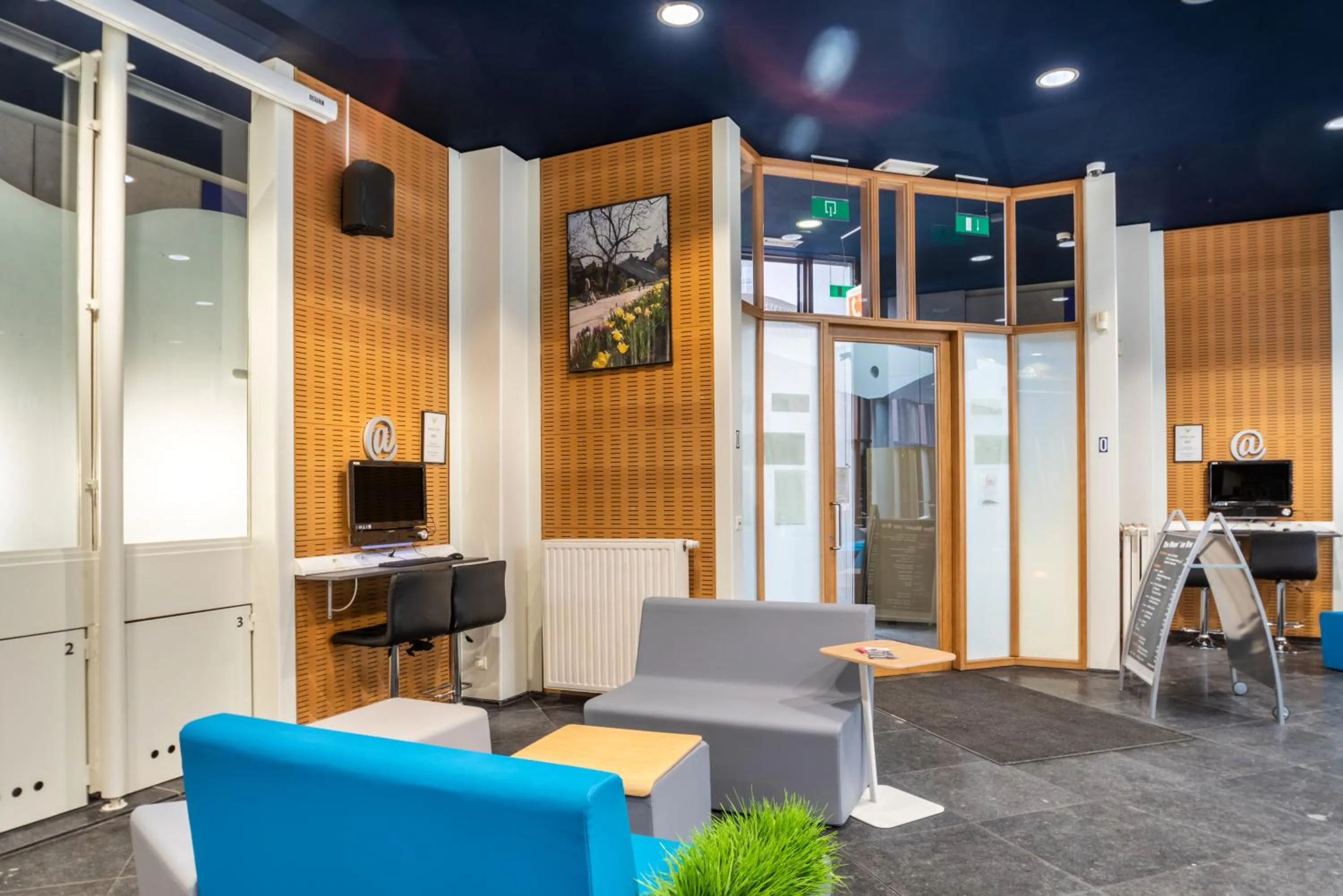 Lobby or reception in Auberge de Jeunesse de Mons