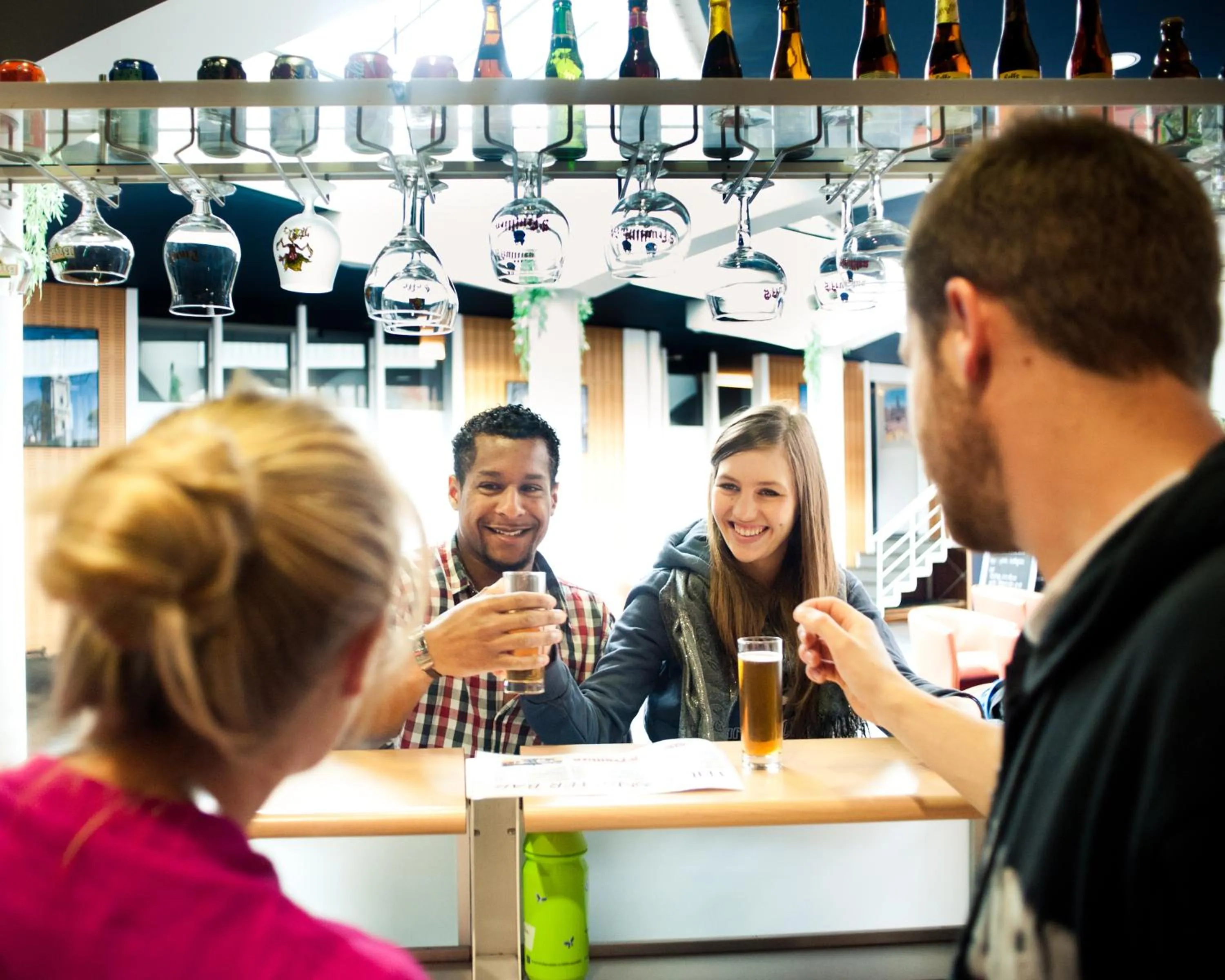 Staff in Auberge de Jeunesse de Mons