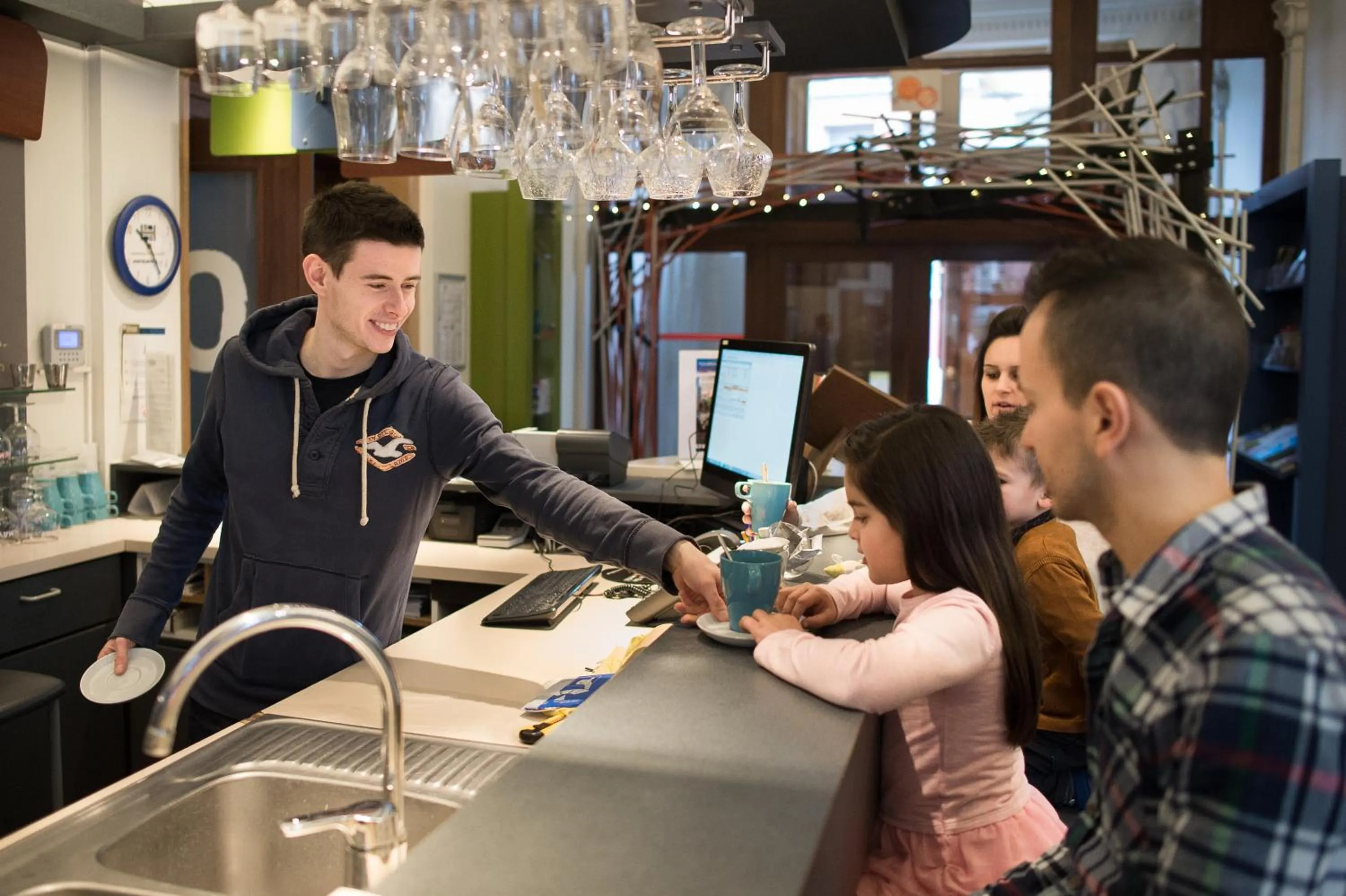 People in Auberge de Jeunesse de Tournai