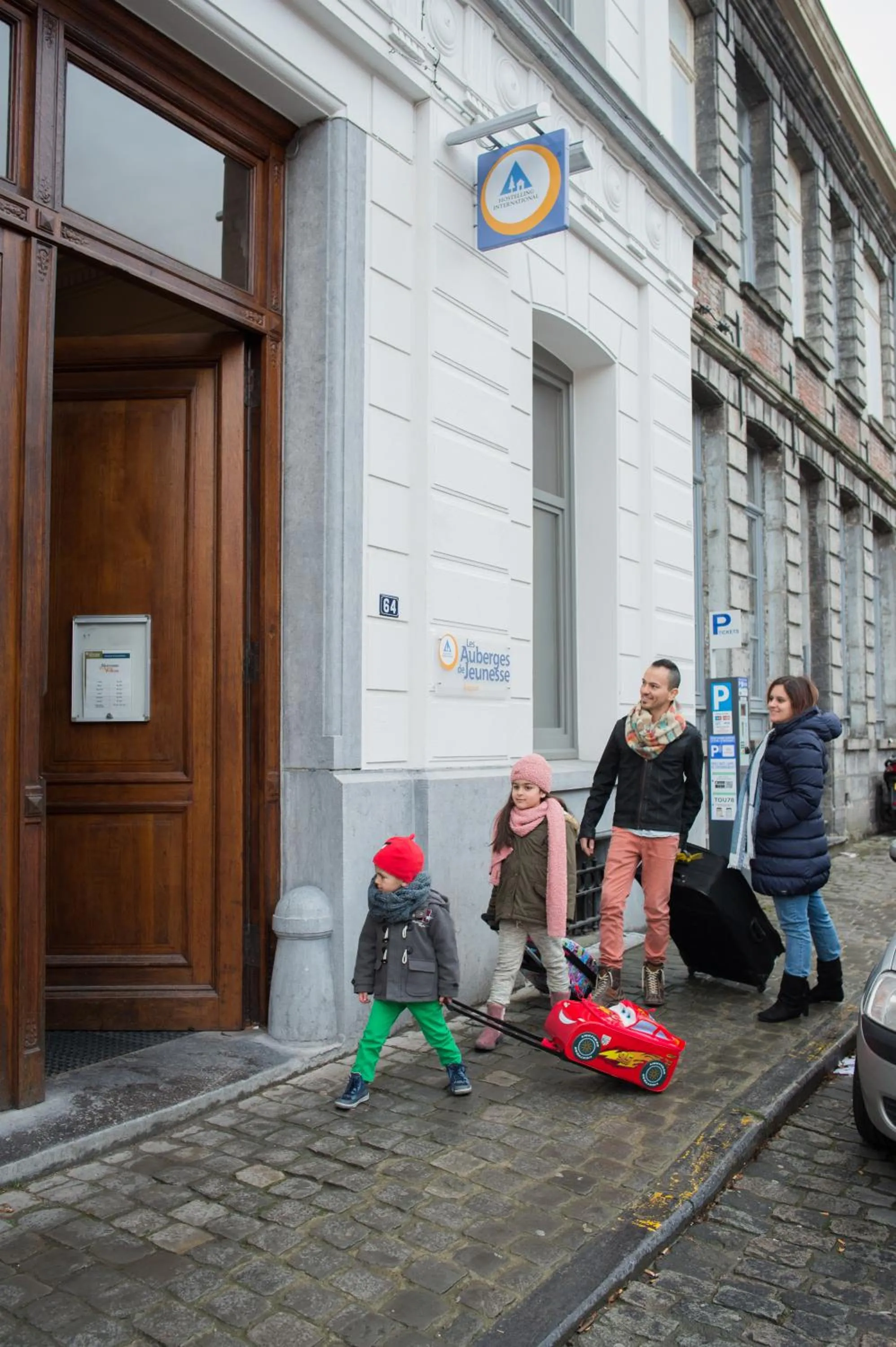 Facade/entrance in Auberge de Jeunesse de Tournai