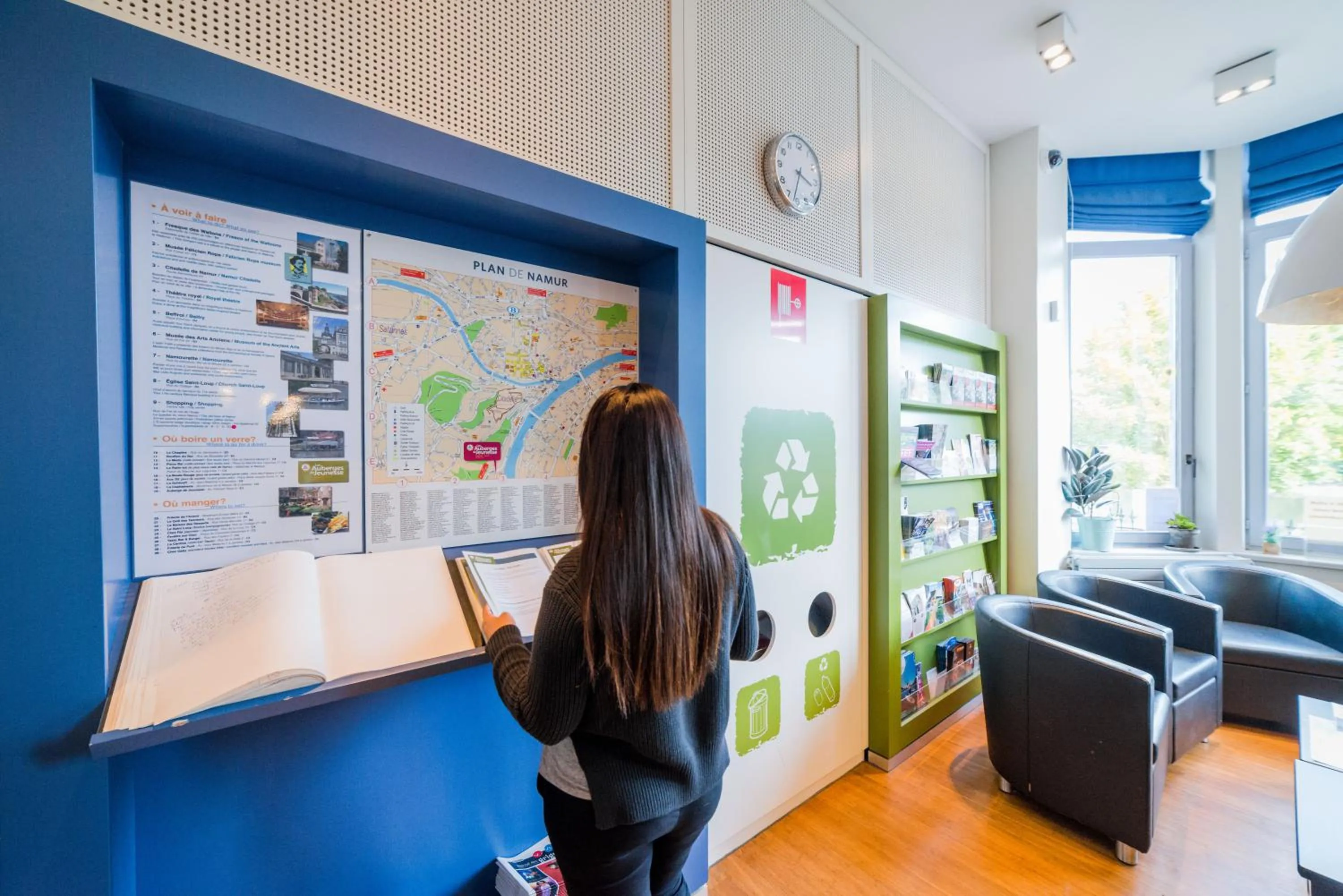 People in Auberge de Jeunesse de Namur