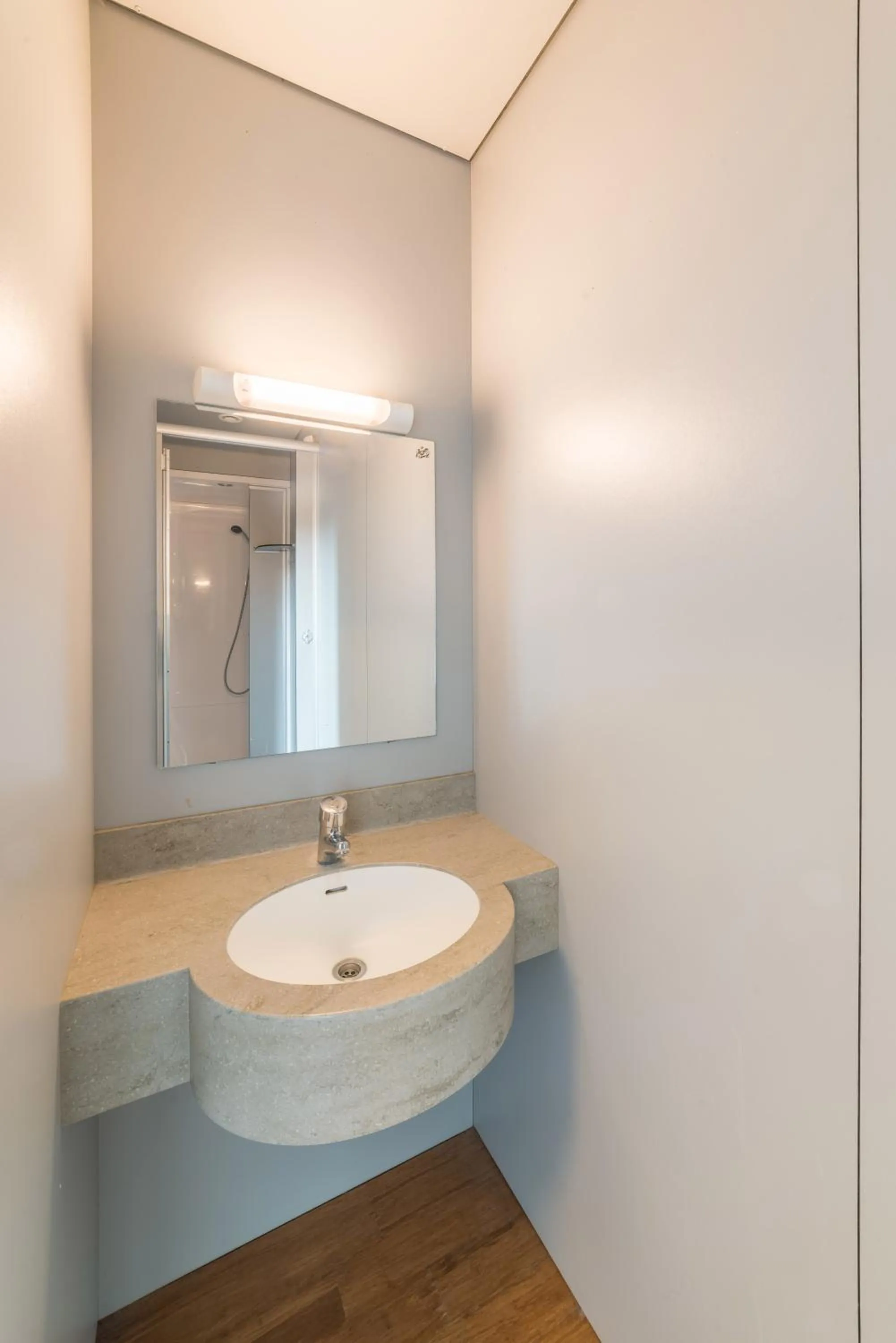 Bathroom in Auberge de Jeunesse de Namur