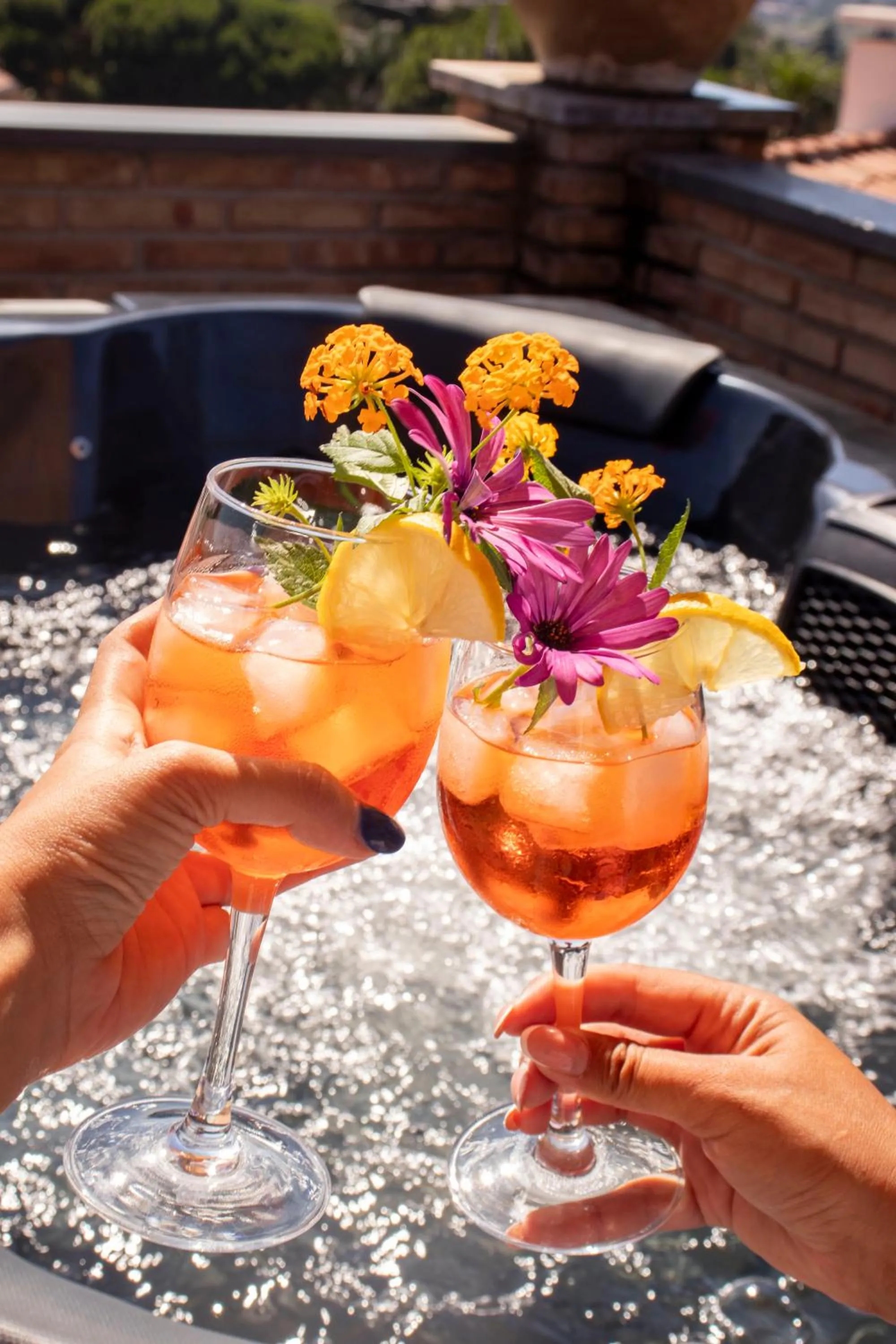 Hot Tub in Etna Royal View