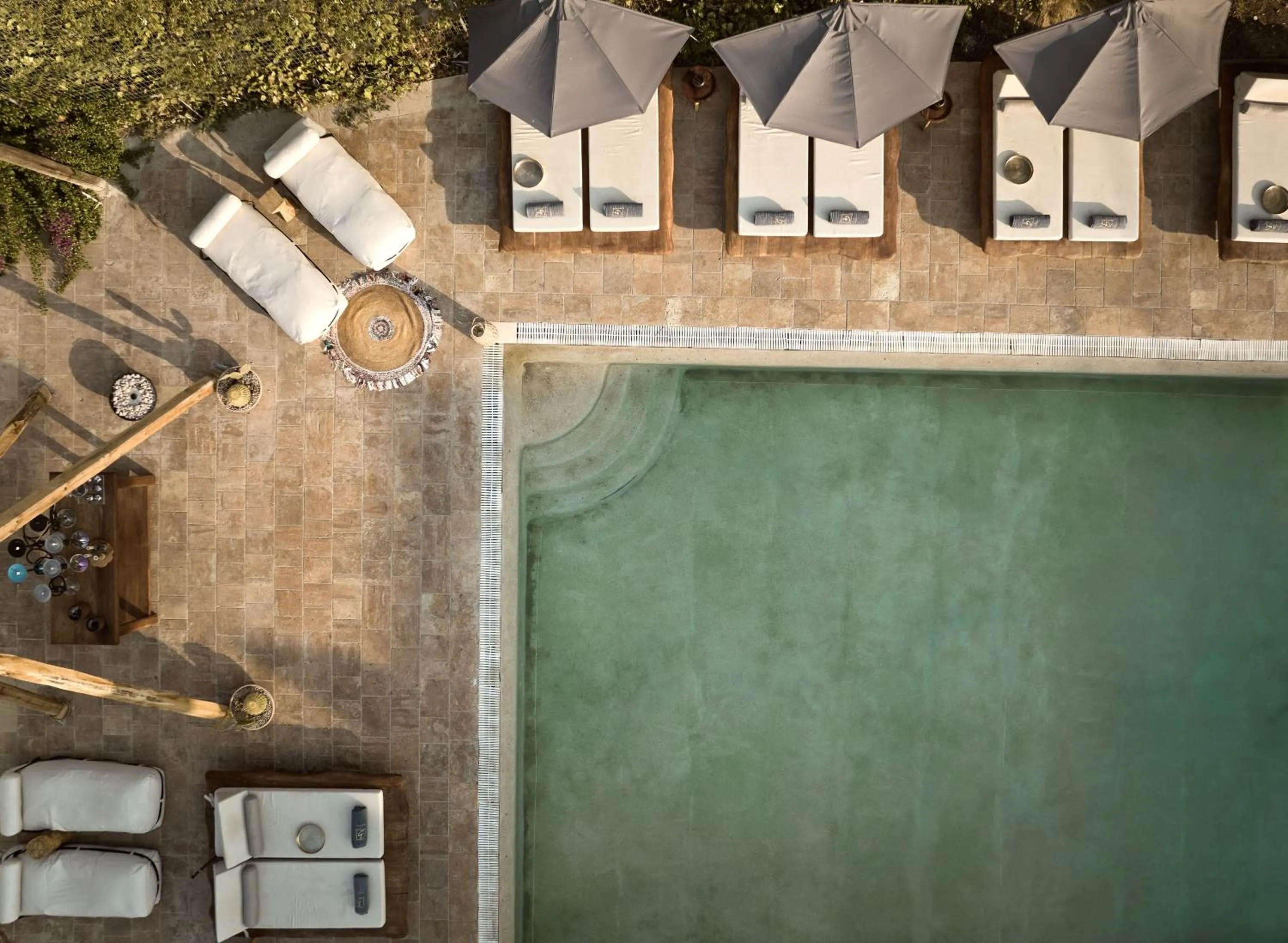 Swimming pool in GARDELLI RESORT