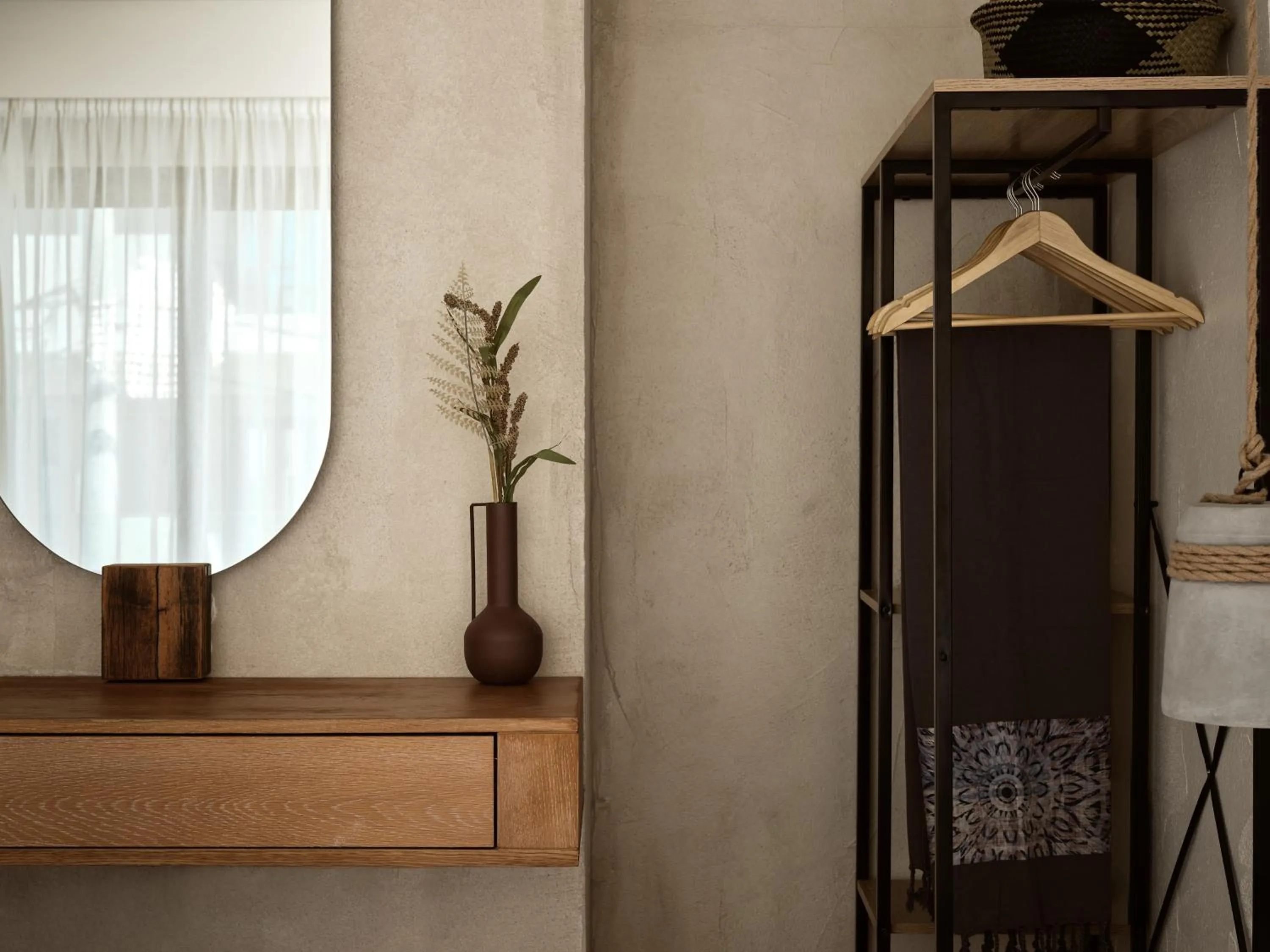 wardrobe in GARDELLI RESORT