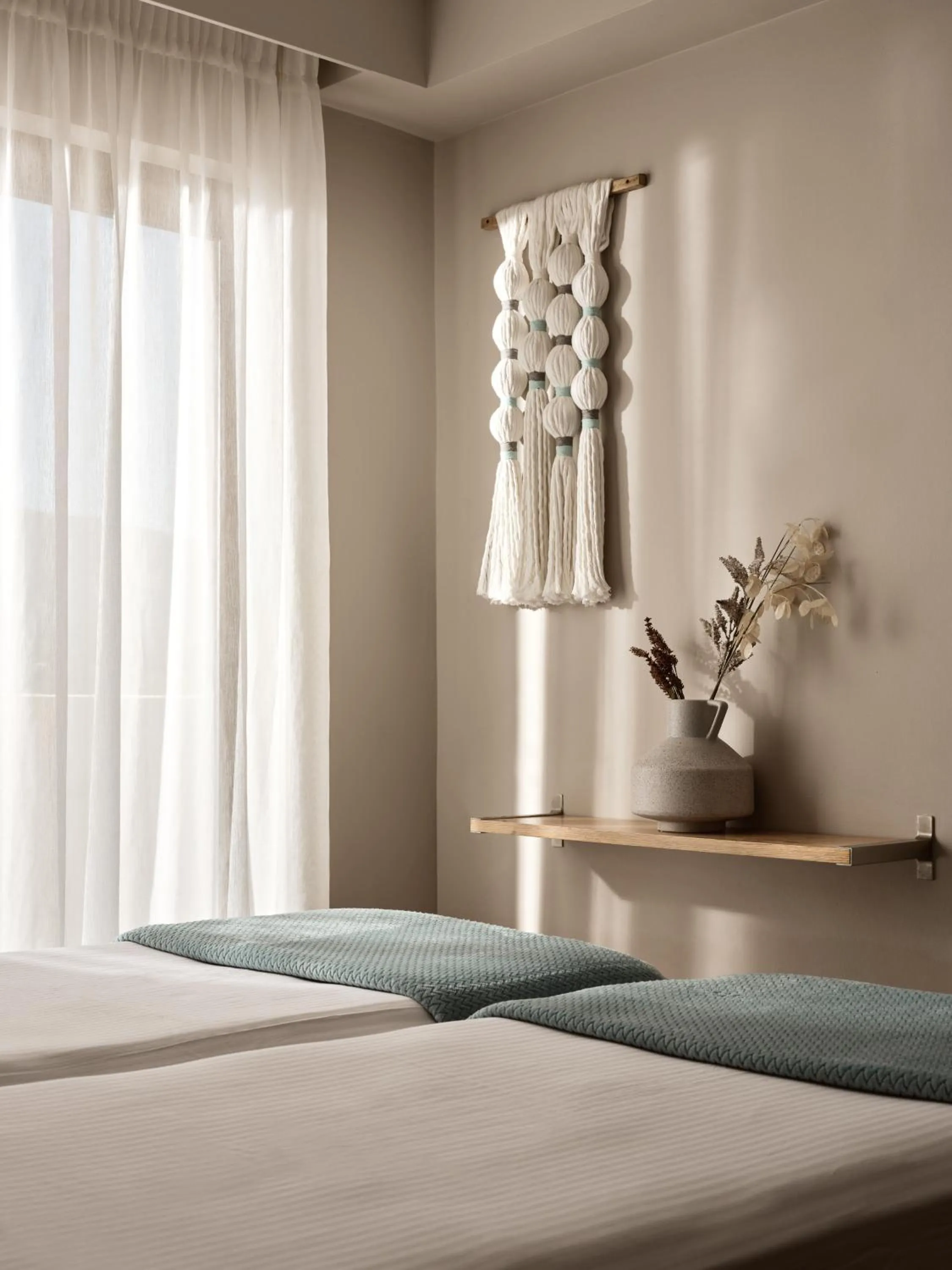 Decorative detail, Bed in GARDELLI RESORT