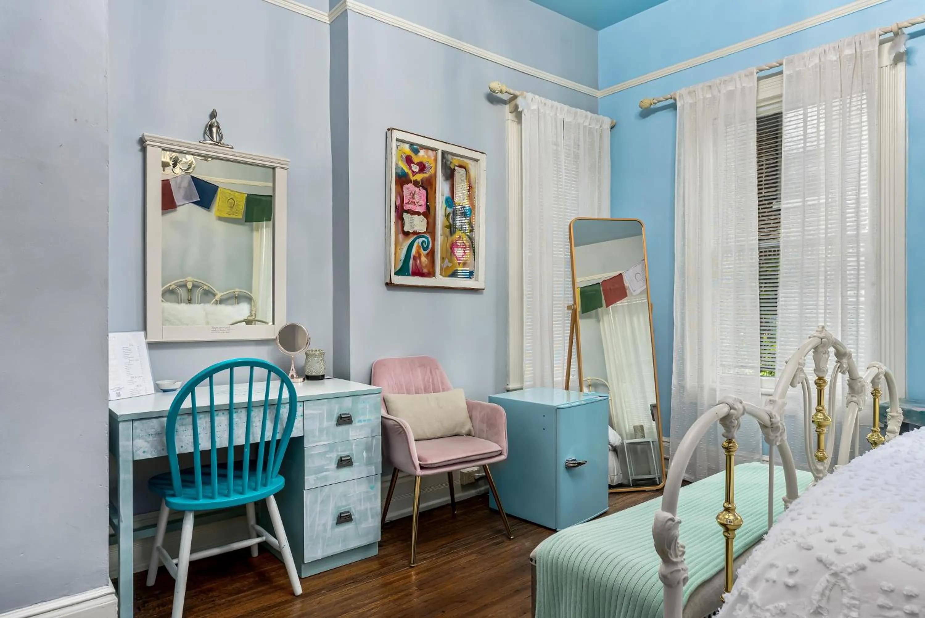 Bedroom, Bed in Birmingham Tree House