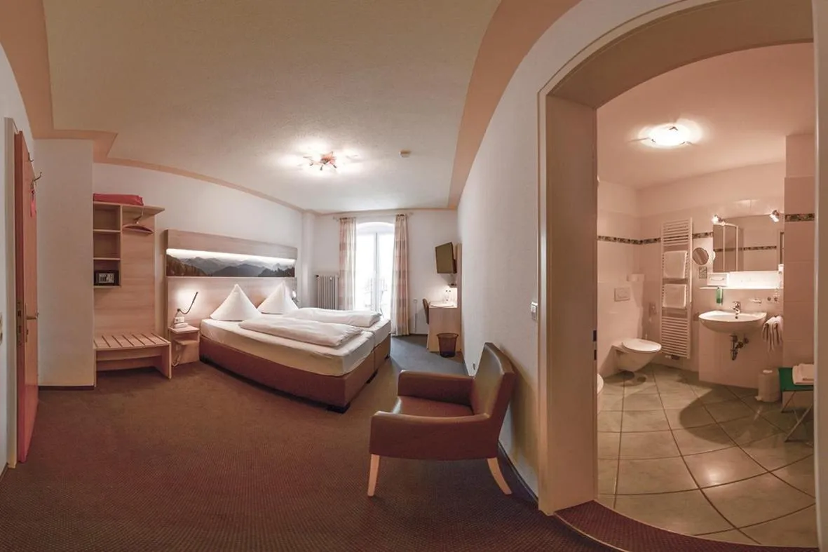 Photo of the whole room, Bed in Hotel Hirschen