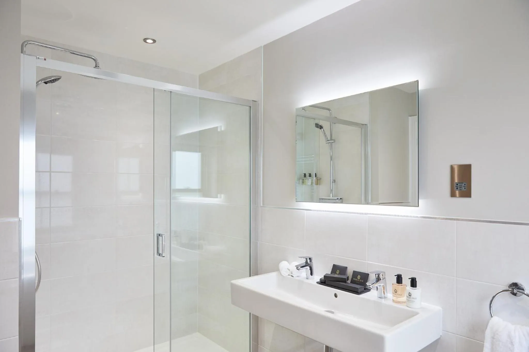 Bathroom in The Lime Tree Inn