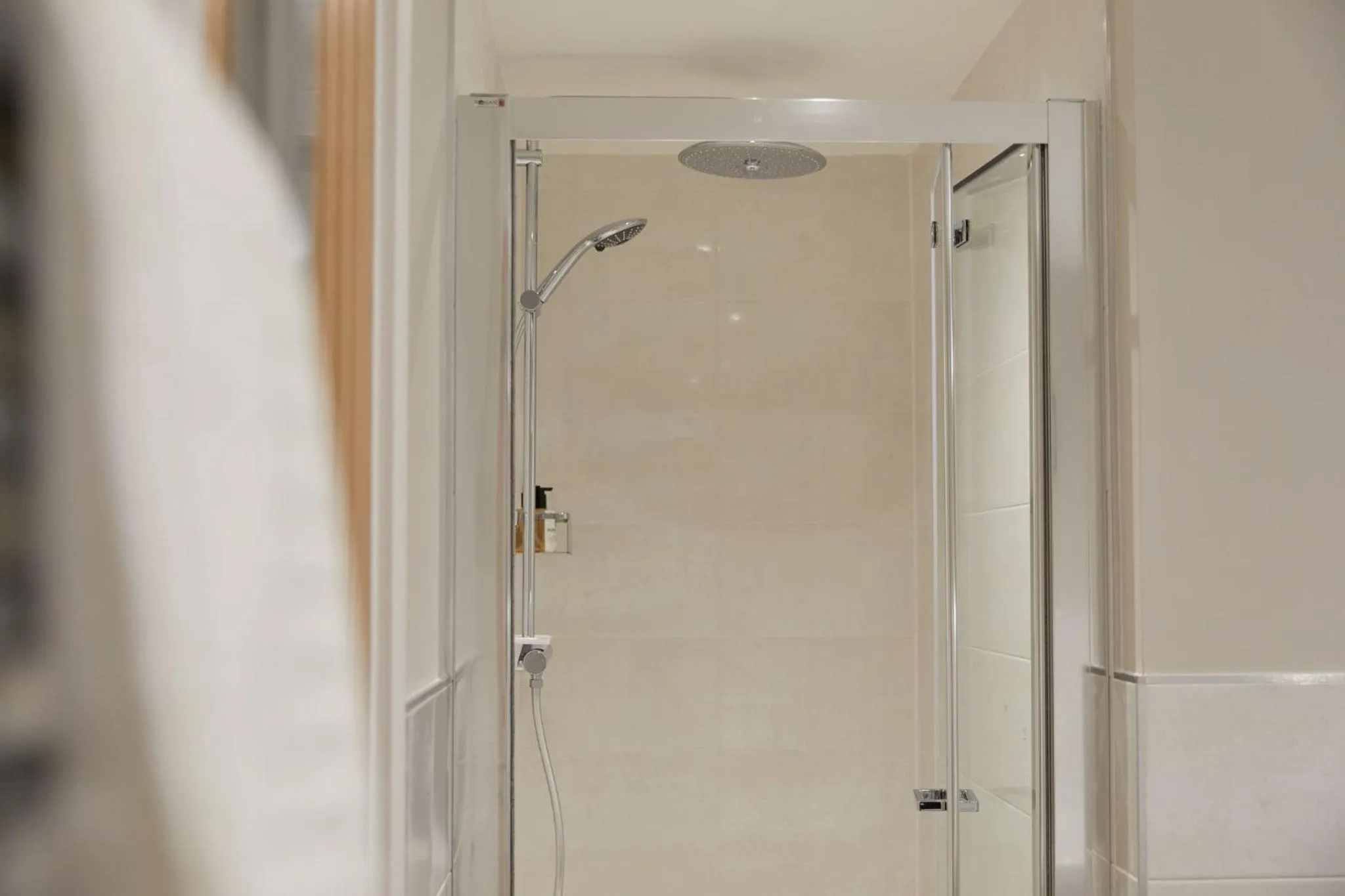 Bathroom in The Lime Tree Inn