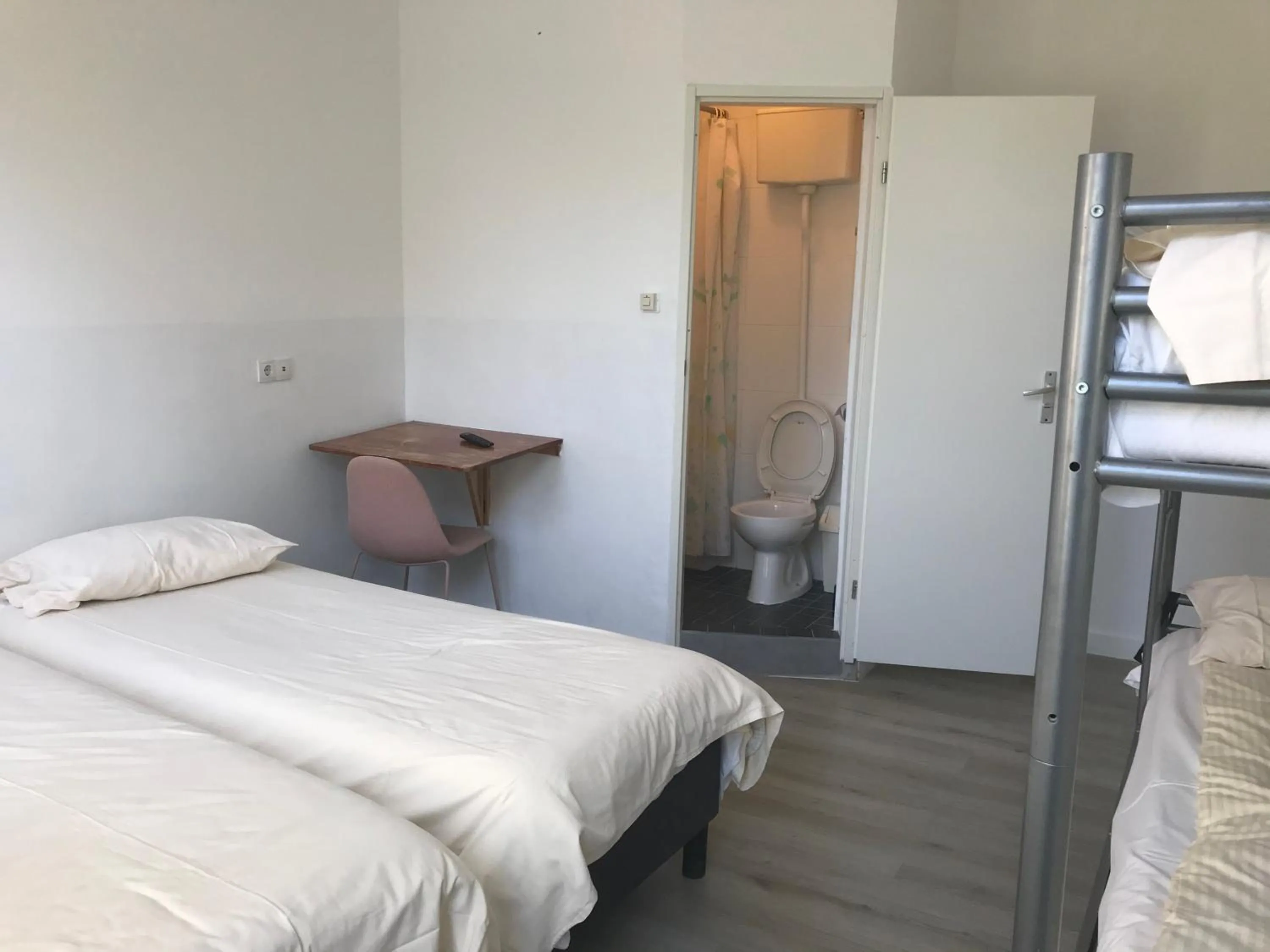 Bed in hotel Oosterpark