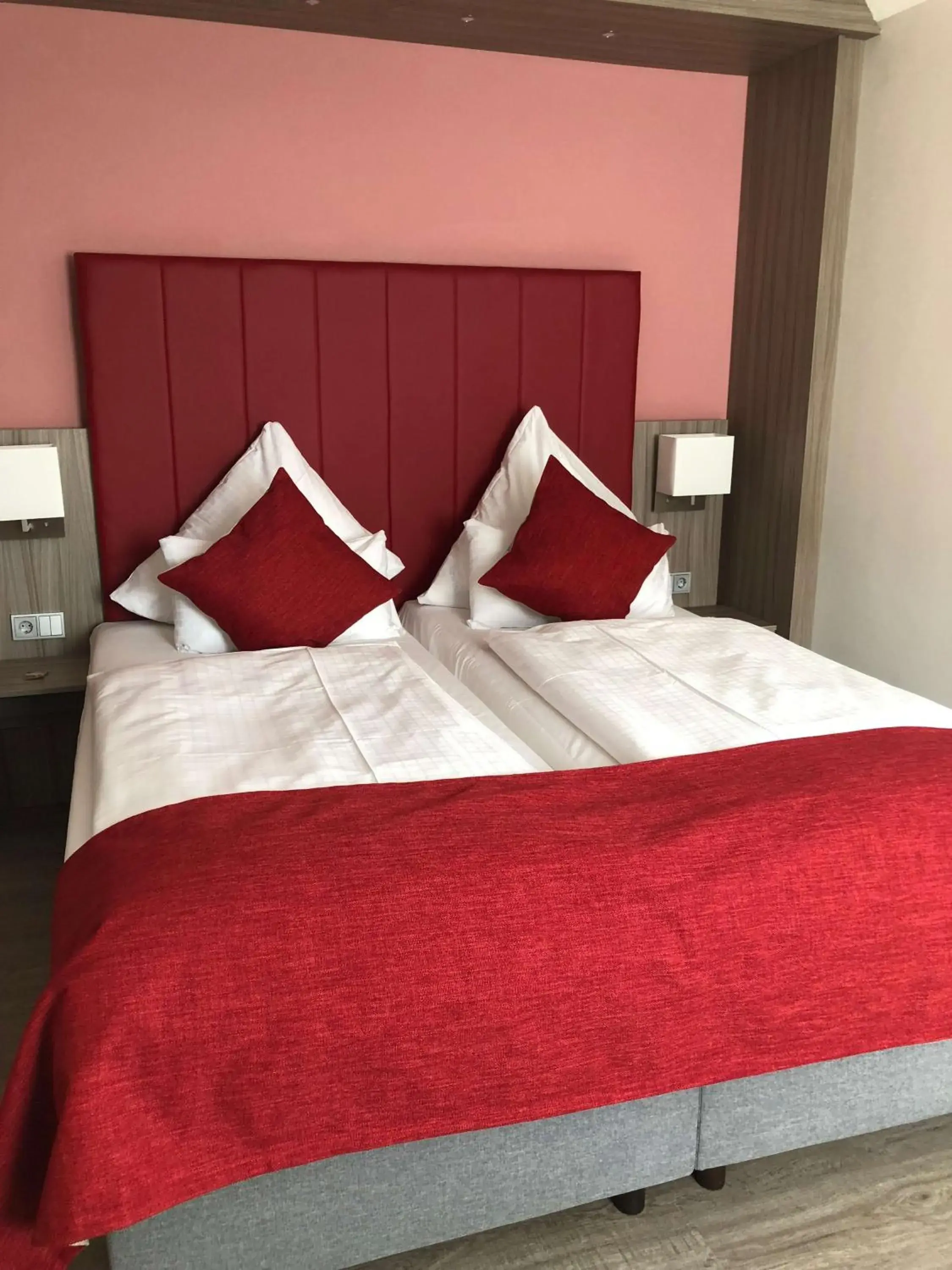 Bedroom, Bed in Best Western Plus Hotel Regence Bedroom, Bed in Best Western Plus Hotel Regence