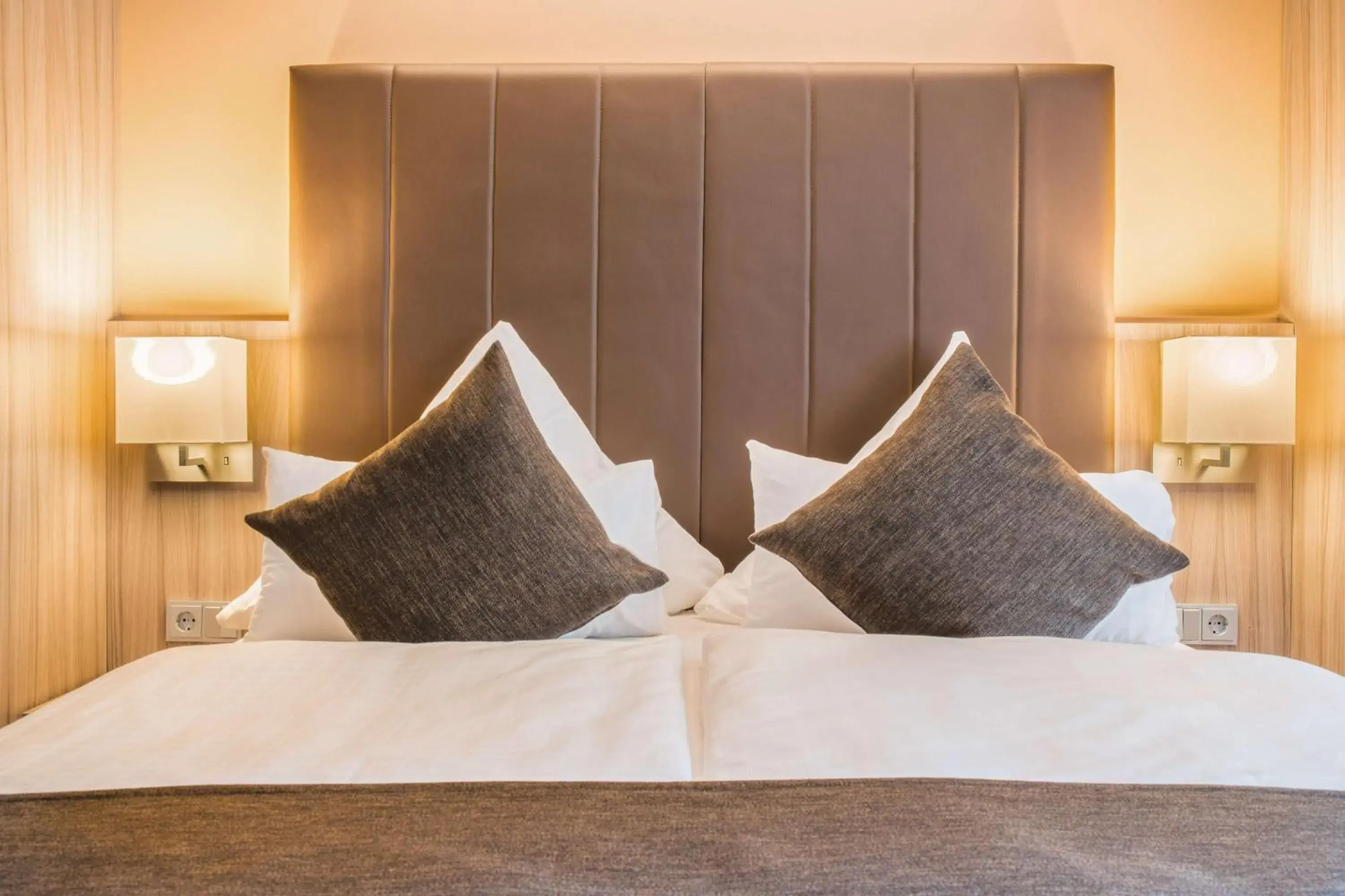 Bedroom, Bed in Best Western Plus Hotel Regence Bedroom, Bed in Best Western Plus Hotel Regence