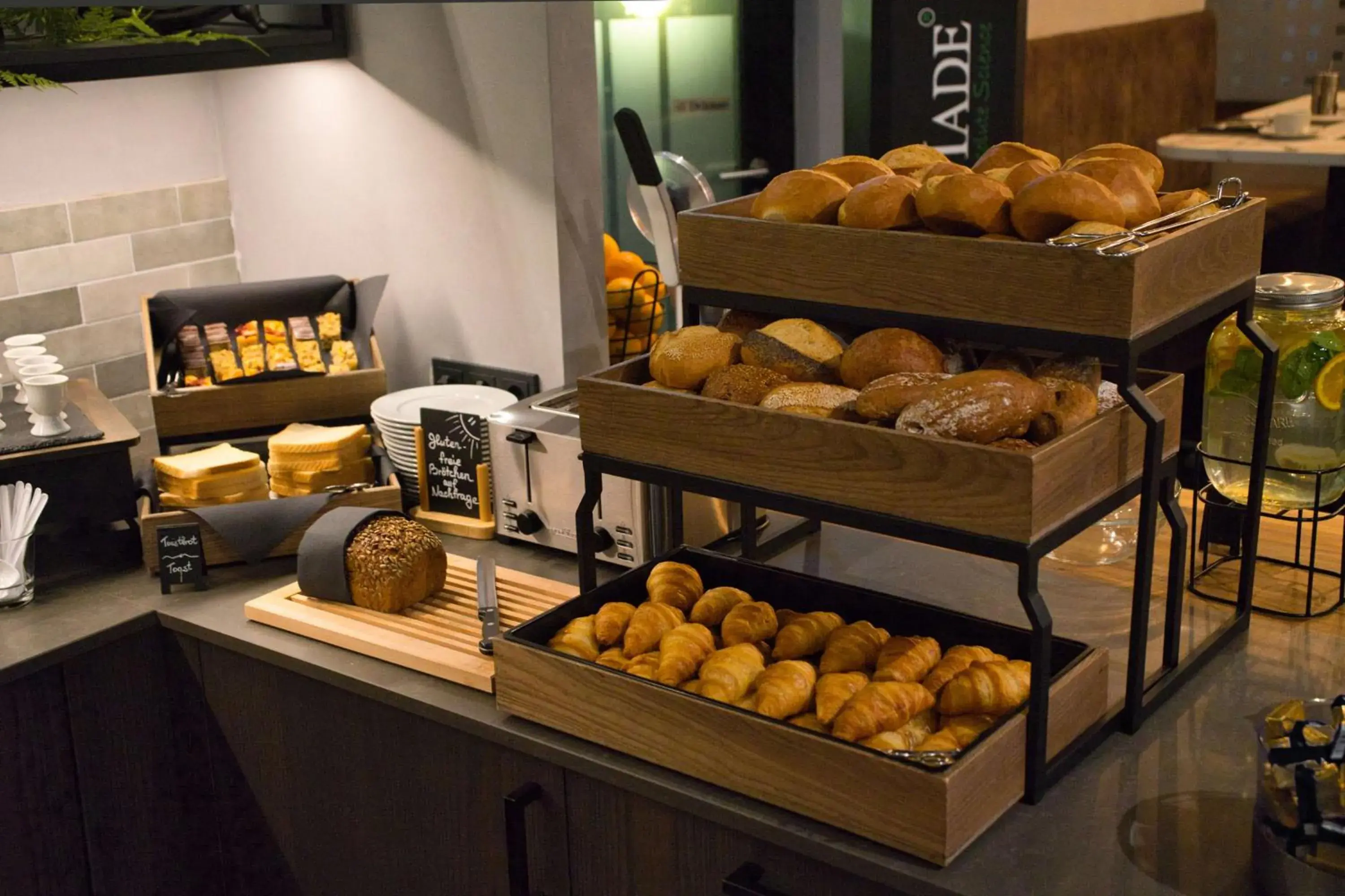 Breakfast in Best Western Plus Hotel Regence Breakfast in Best Western Plus Hotel Regence