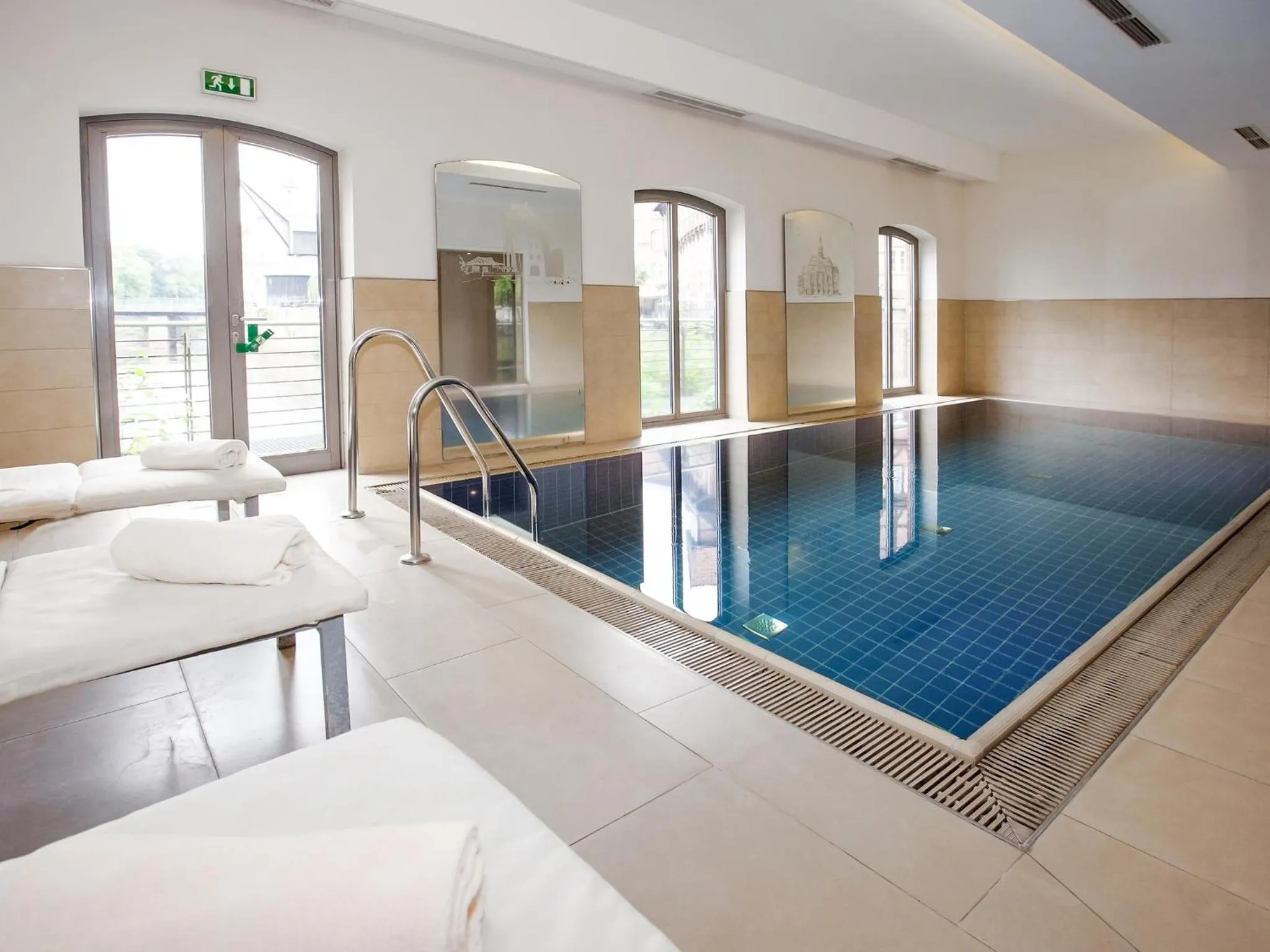 Swimming pool in DORMERO Hotel Bergström Lüneburg