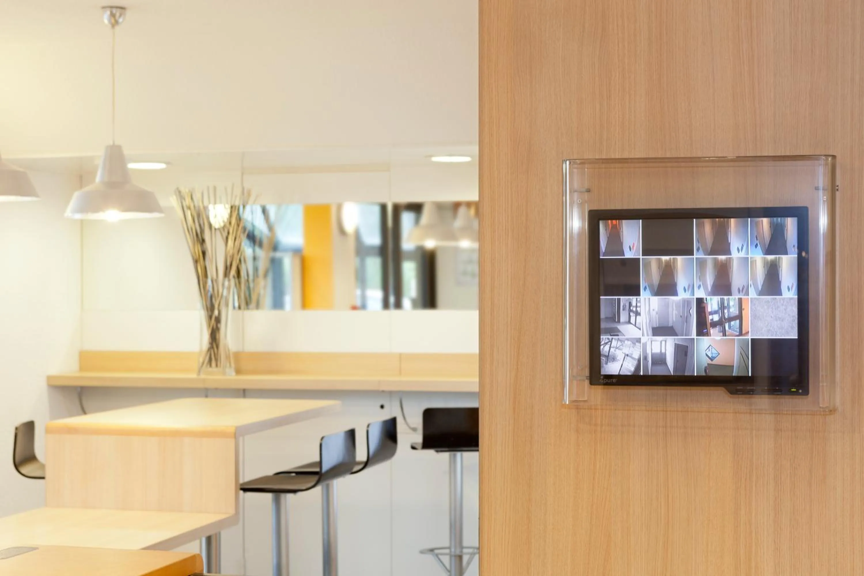 Area and facilities in UNISOTEL ex hotelF1 Saint Brieuc