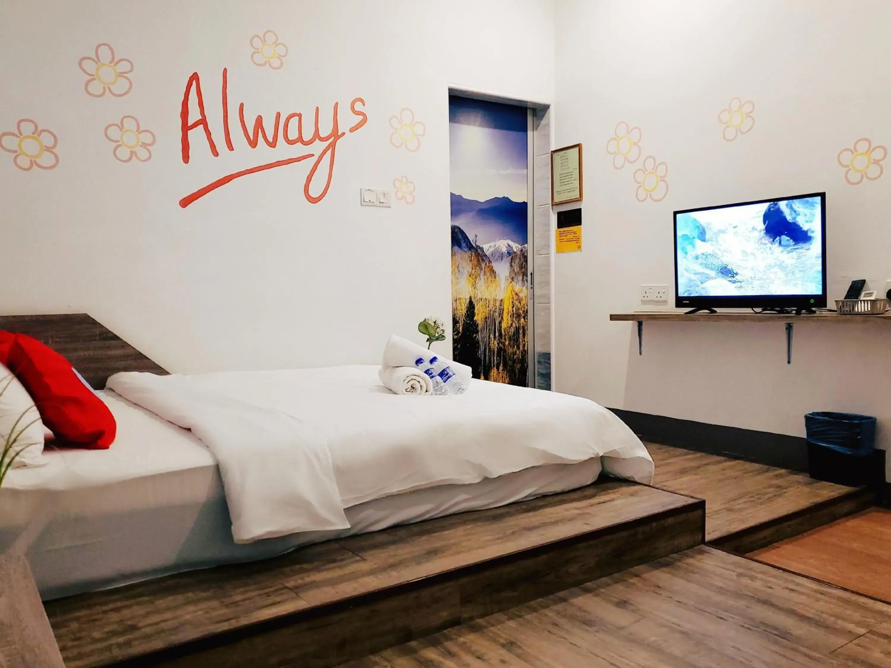 Deluxe Double or Twin Room in Winggarden Murals House by JE Boutique Guesthouse Deluxe Double or Twin Room in Winggarden Murals House by JE Boutique Guesthouse