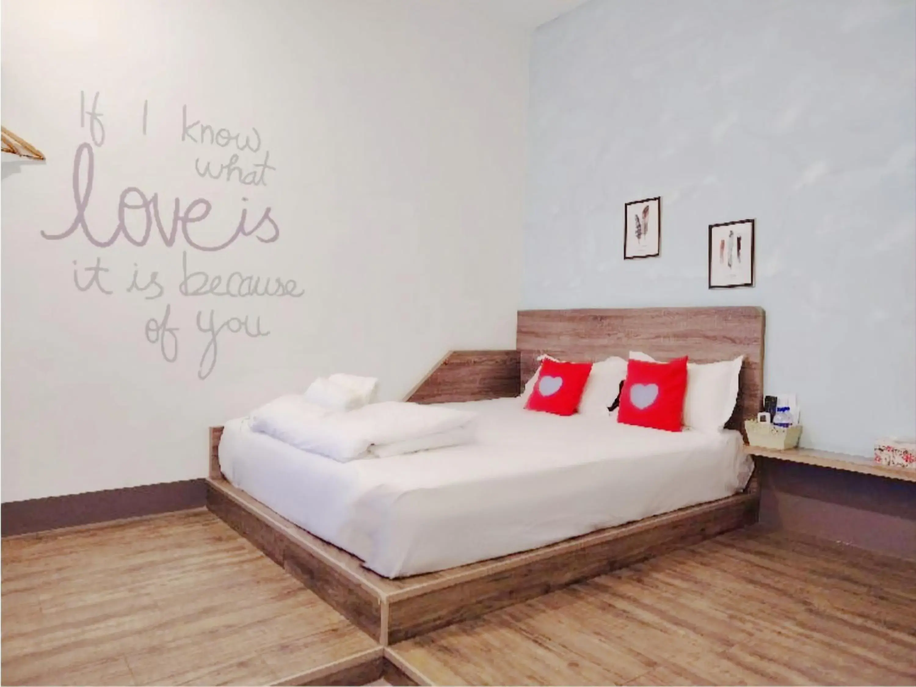 Bed in Winggarden Murals House by JE Boutique Guesthouse Bed in Winggarden Murals House by JE Boutique Guesthouse