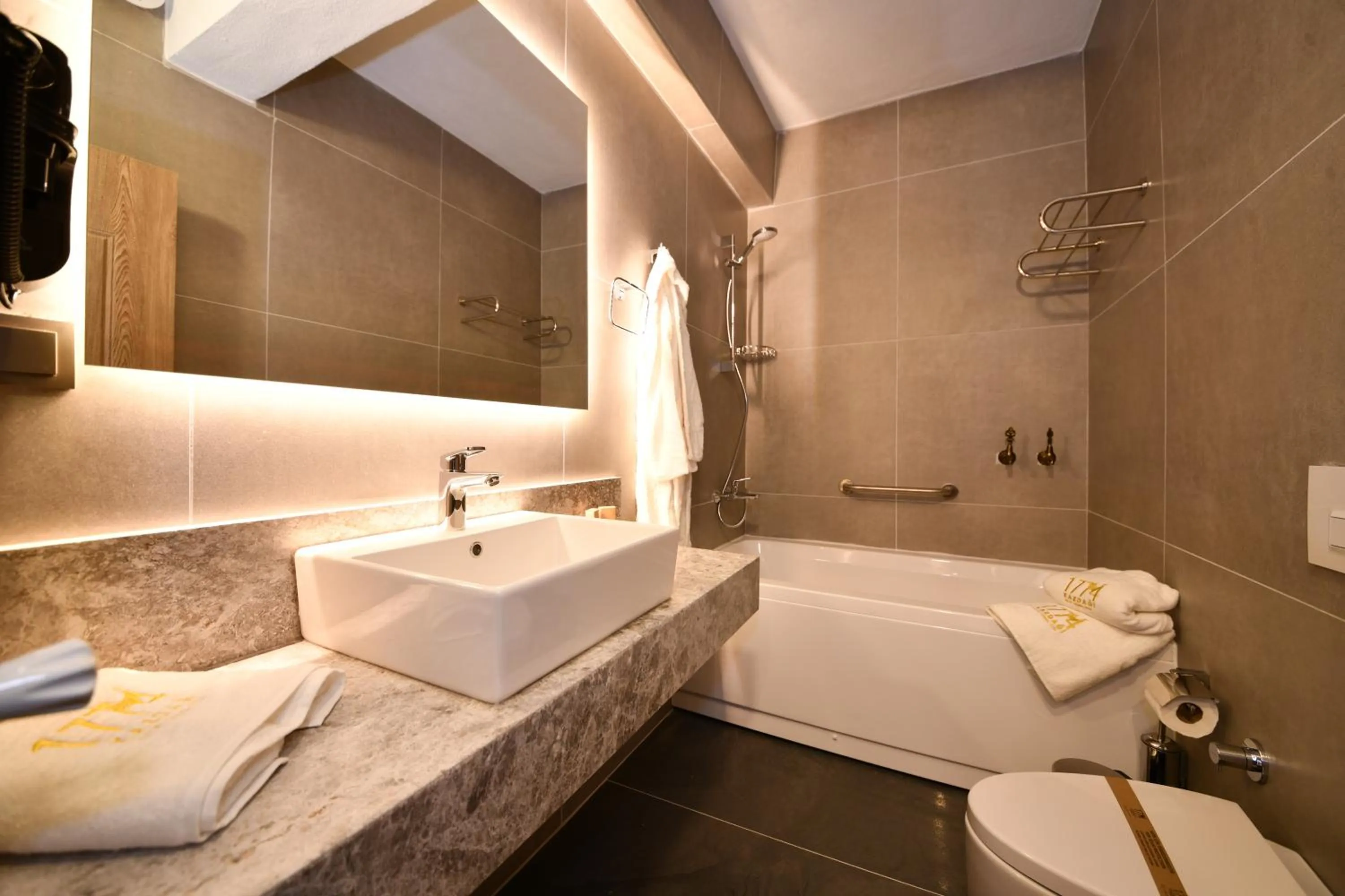 Toilet in 1774 Kazdağı Termal Otel