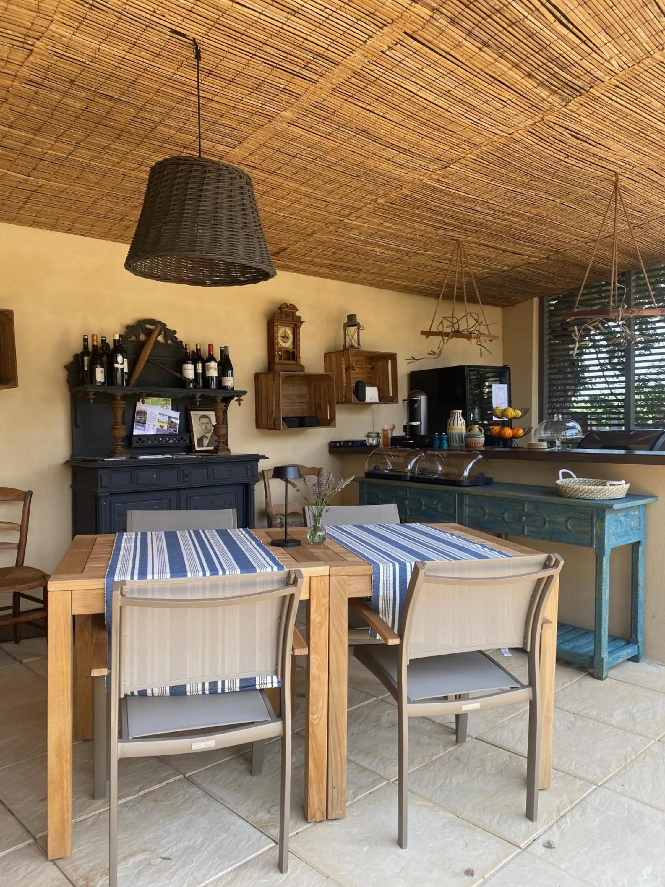 Property building in Maison Reces