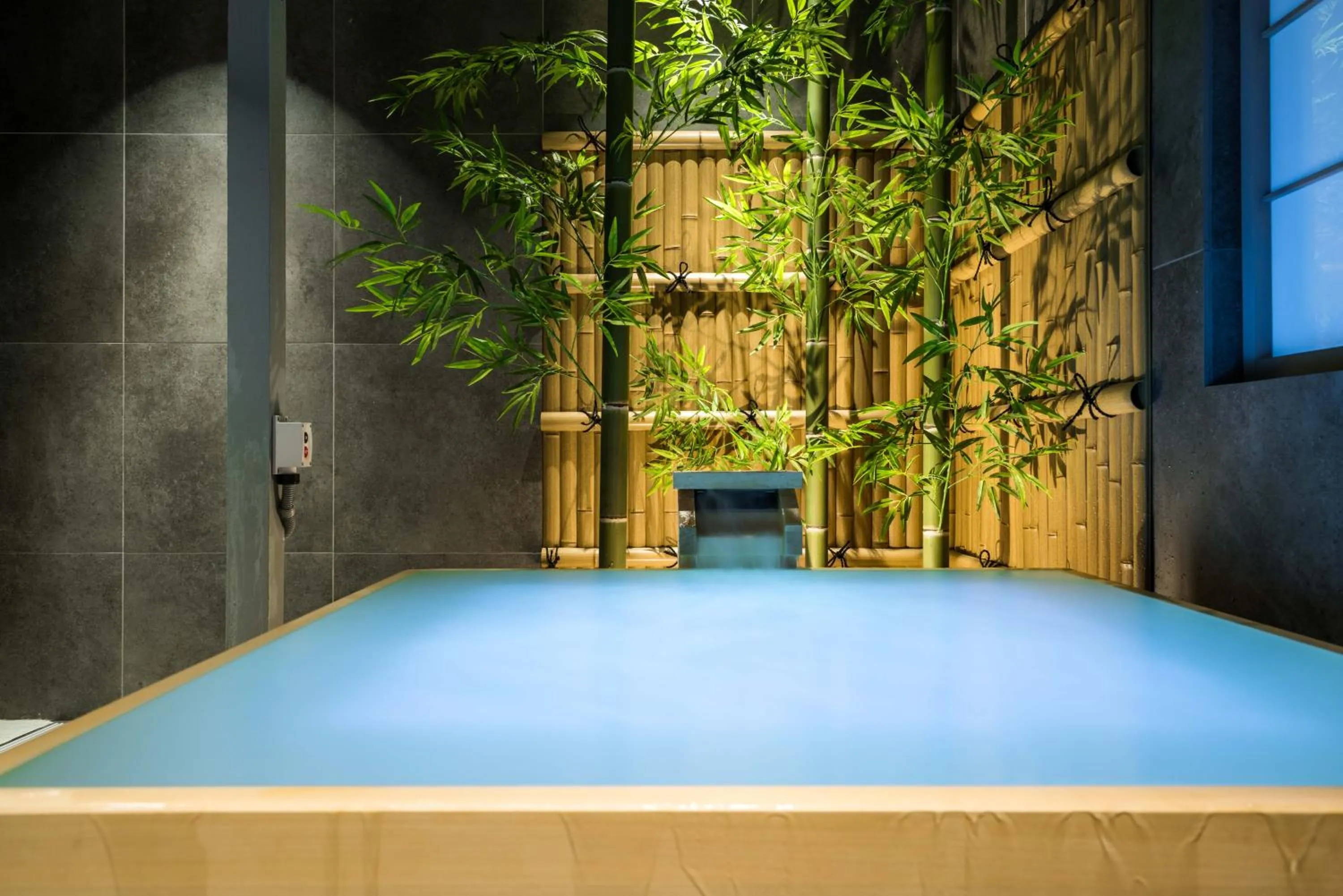 Bathroom in KONJAKUSO Osaka Bentencho "HIKARIYUYA" Projection M apping SPA