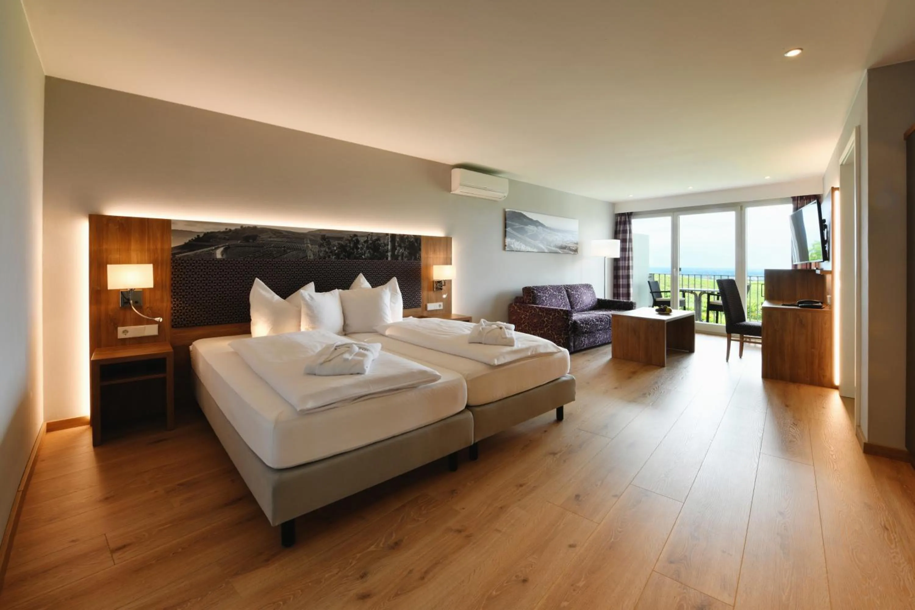 Balcony/Terrace, Bed in Hotel Rebenhof