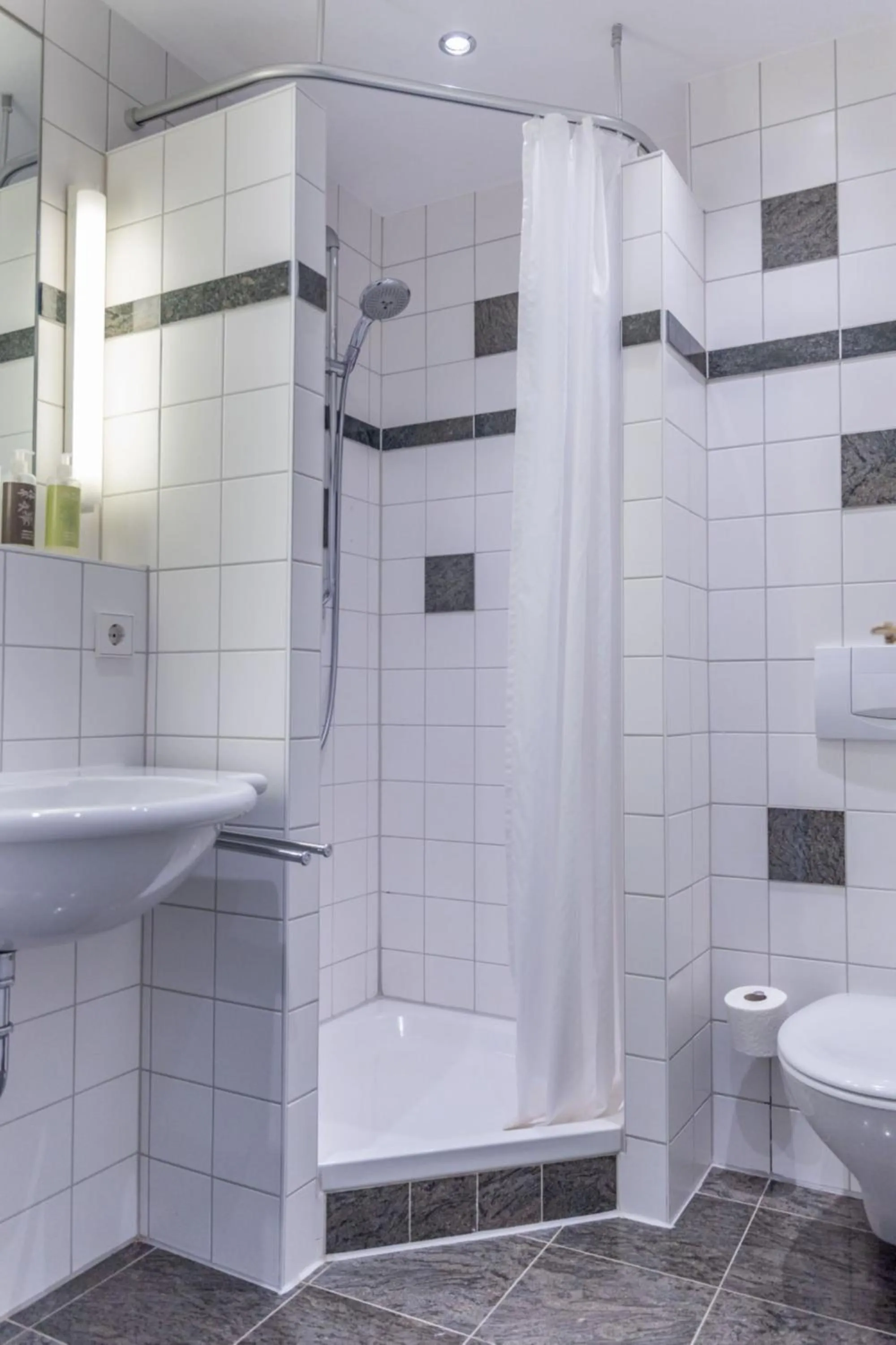 Bathroom in Hotel Rebenhof