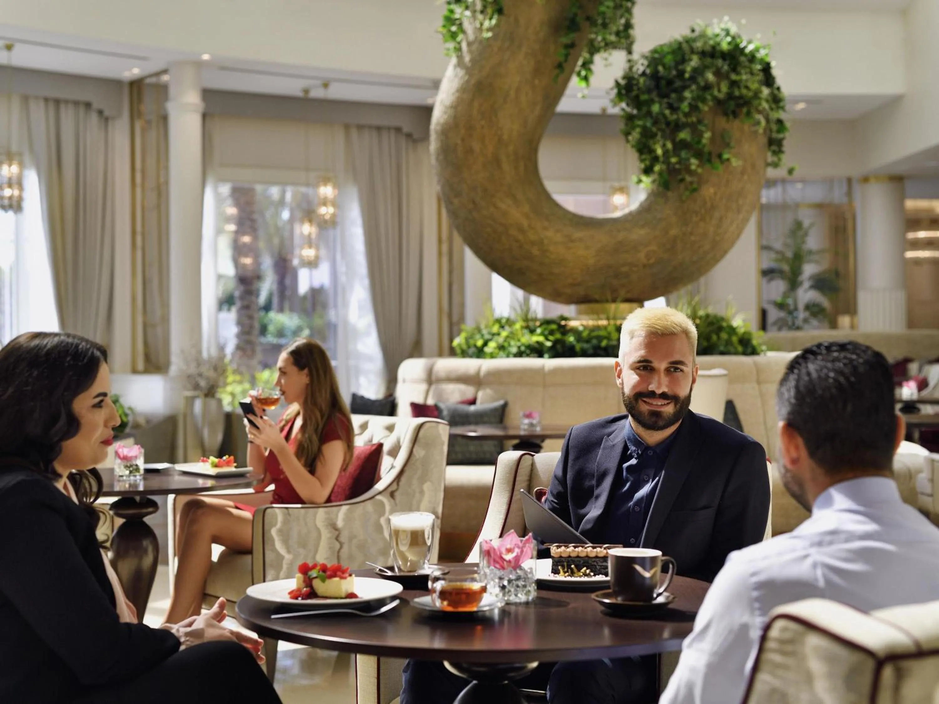 Restaurant/places to eat in Mövenpick Hotel Bahrain