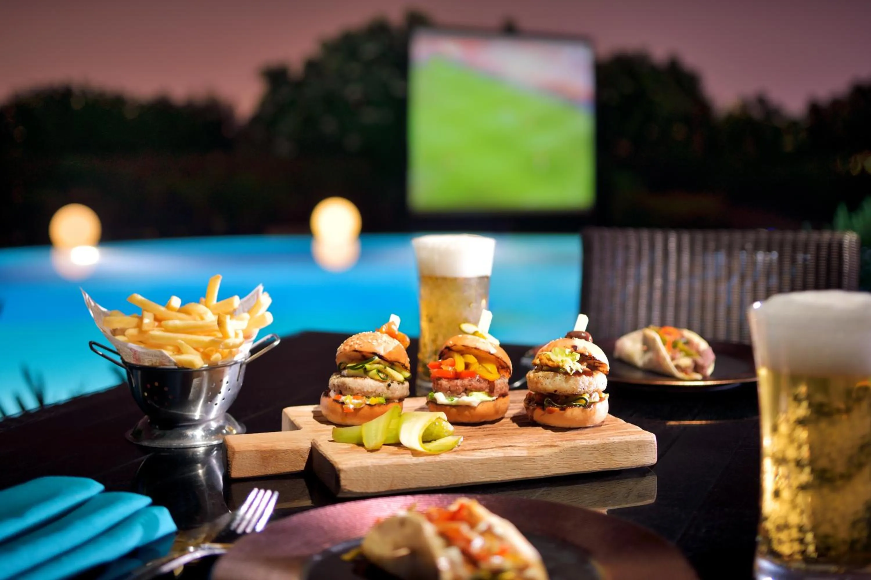 Pool view in Mövenpick Hotel Bahrain