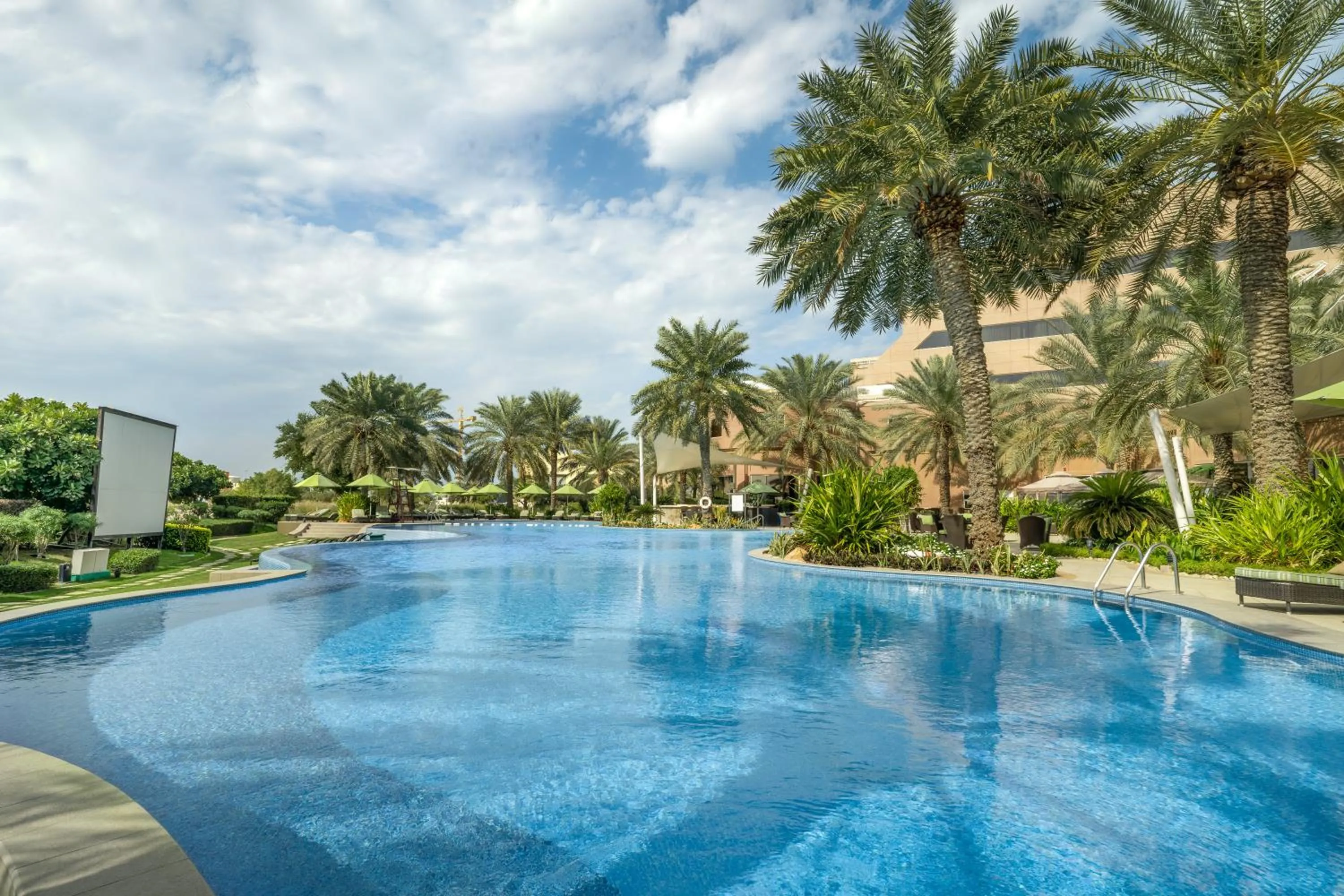 Pool view in Mövenpick Hotel Bahrain