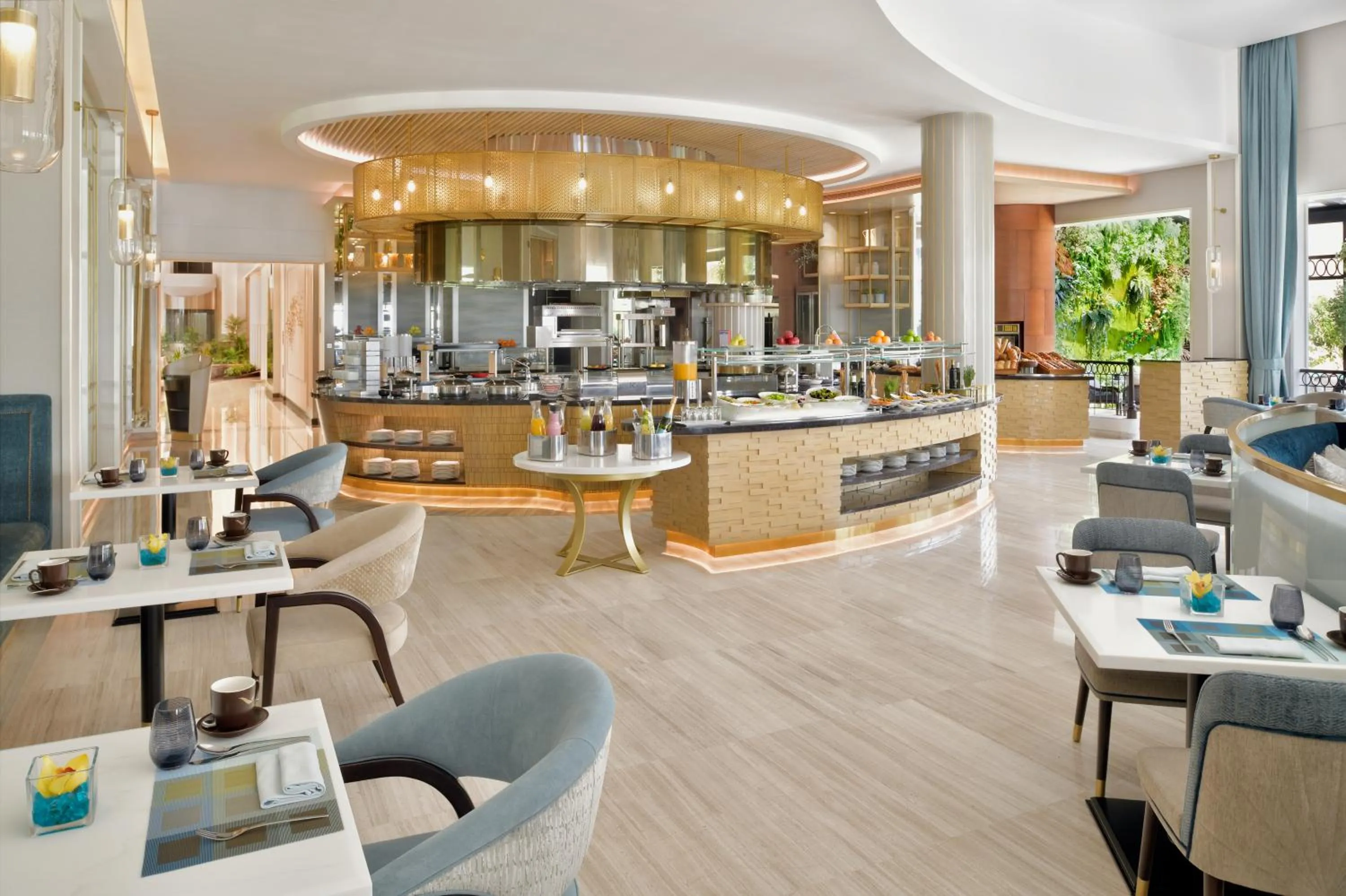 Restaurant/places to eat in Mövenpick Hotel Bahrain